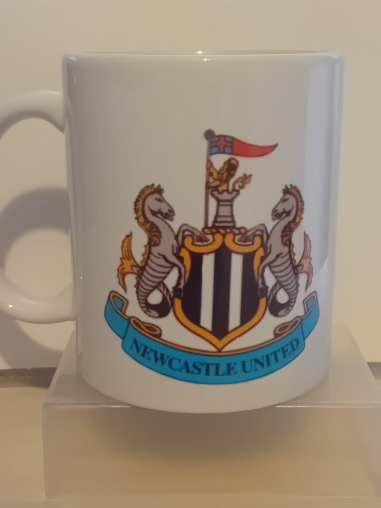 Newcastle fc 11oz mug recommended handwash only