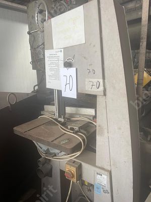 מסור סרט אנכי עם שולחן מתכוונן , תוצרת GS , דגם IX-Z (סימת ).