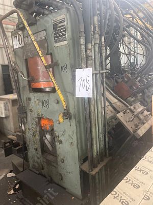 מכונה לניקוב וחיתוך זוויות עד 70X70 מ"מ