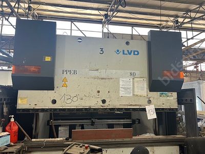 •	מכבש כיפוף (ברקפרס) 80X2500 טון ממוחשב הדראולי , תוצרת LVD.