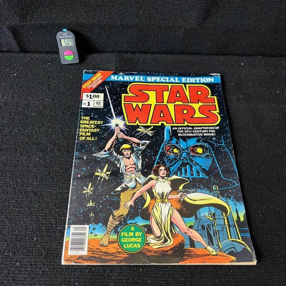 Lot 508: Marvel Special Edition Star Wars 1 Giant Comic