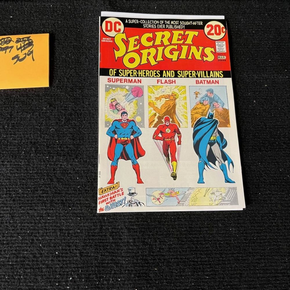 Lot 509: Secret Origins 1 DC Bronze Age Flash, Batman +