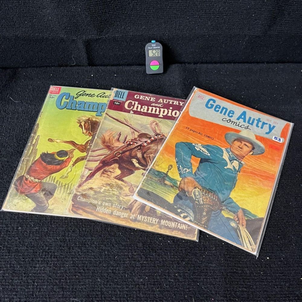 Lot 528: Various Gene Autry Golden Age Dell Comics