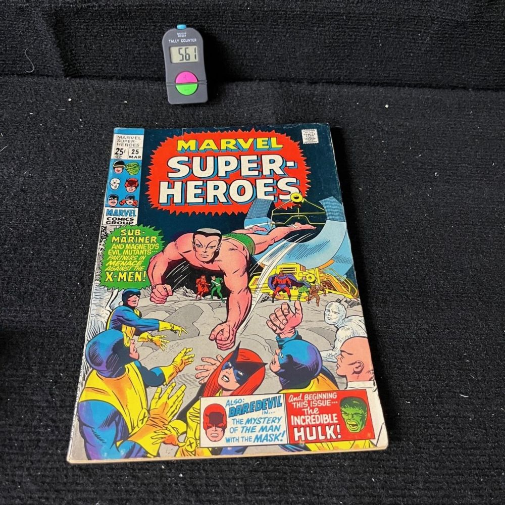 Lot 562: Marvel Super-Heroes 25 Feat. X-men