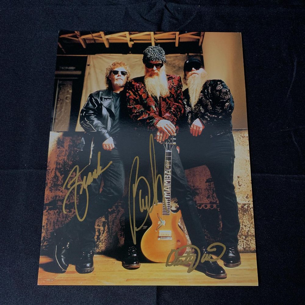 Lot 339: ZZ Top Autographed Photo