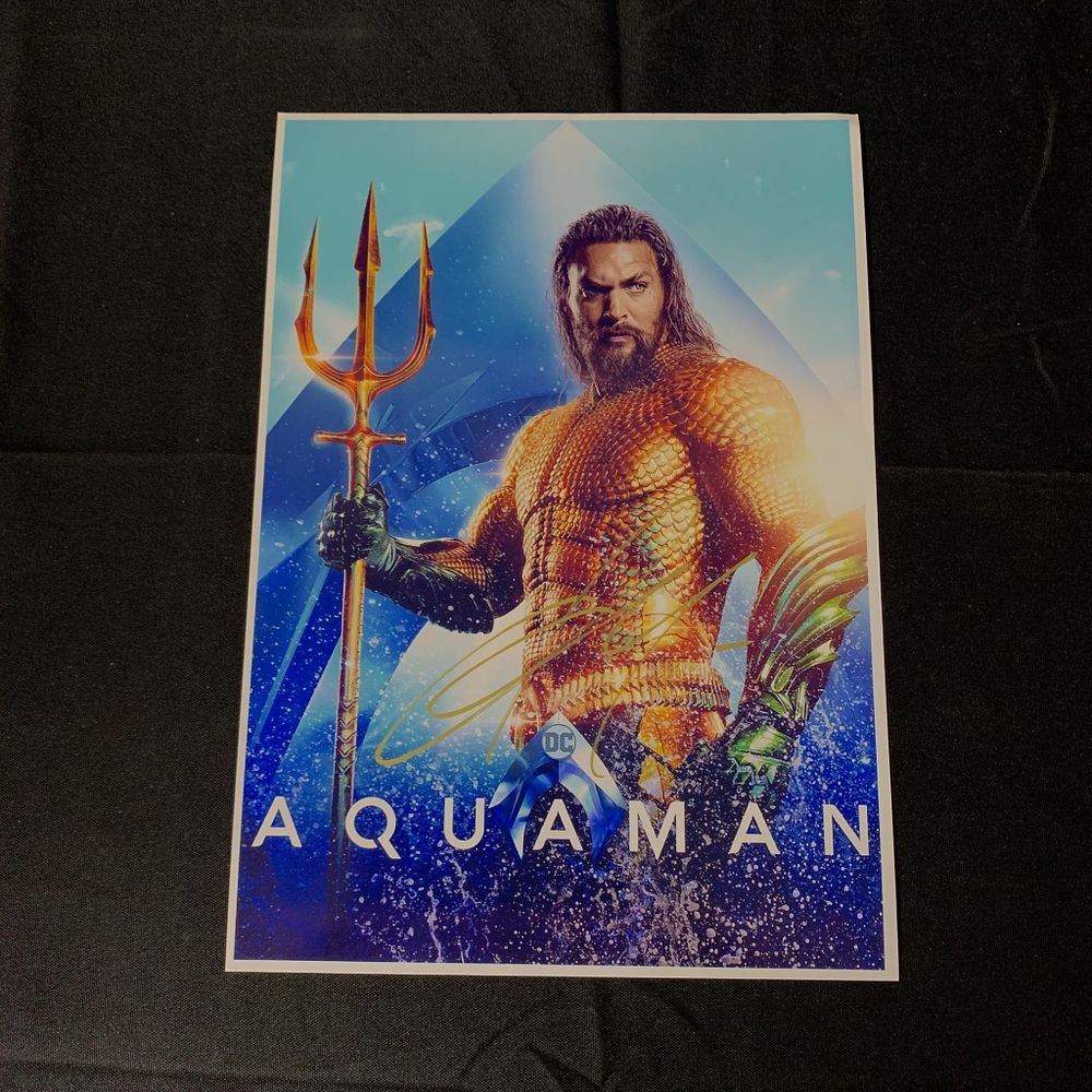 Lot 341: Jason Momoa Autograph Photo