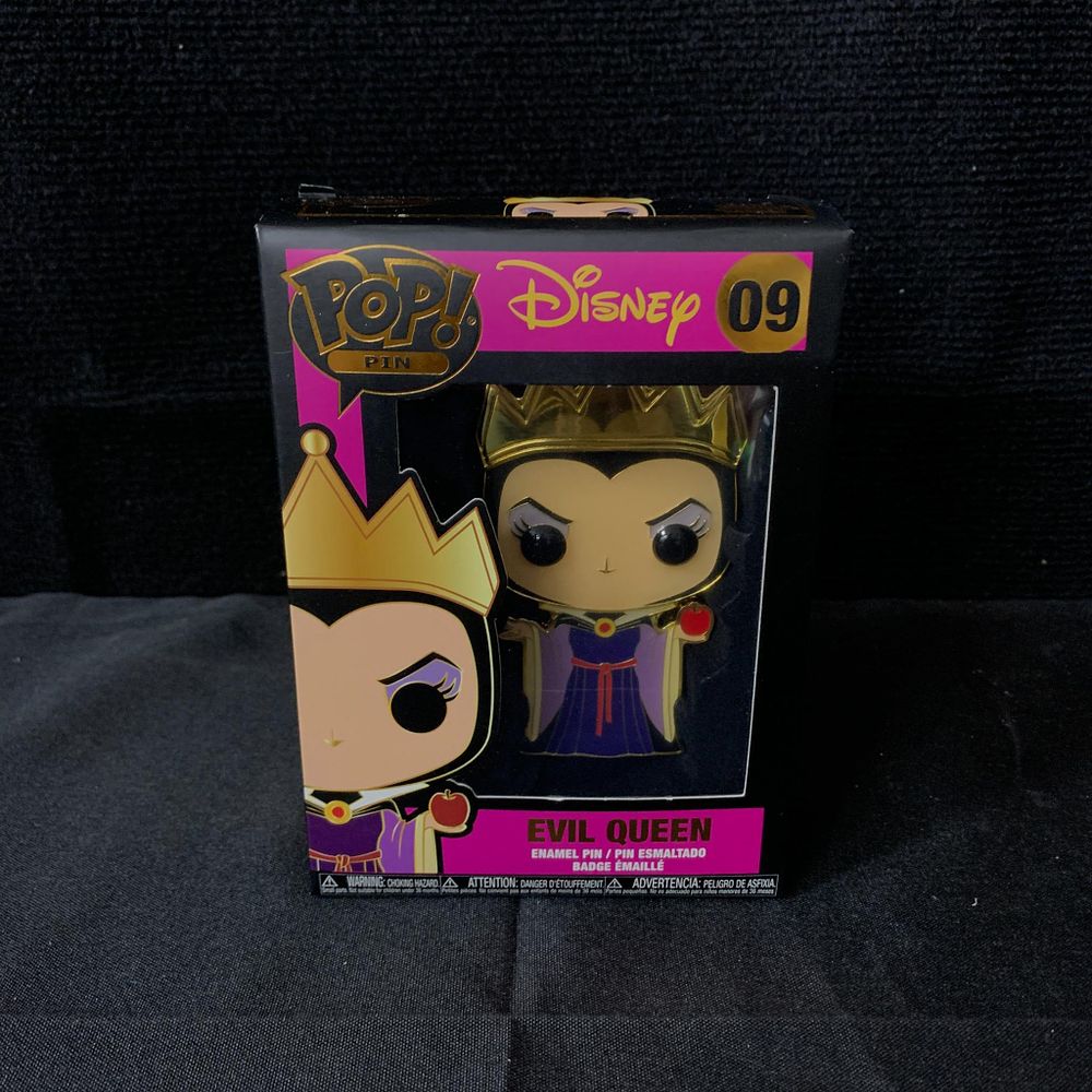Lot 434: Evil Queen POP Pin