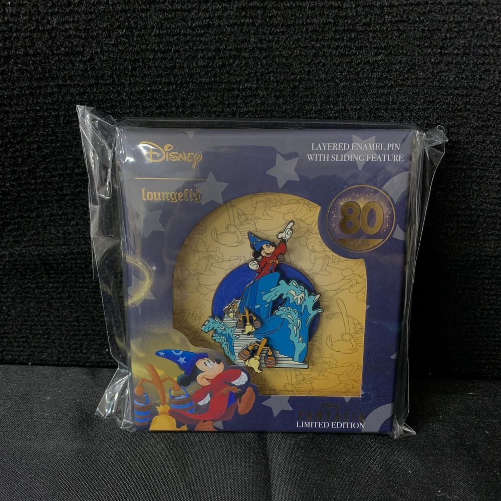 Lot 453: Fantasia Pin NIB