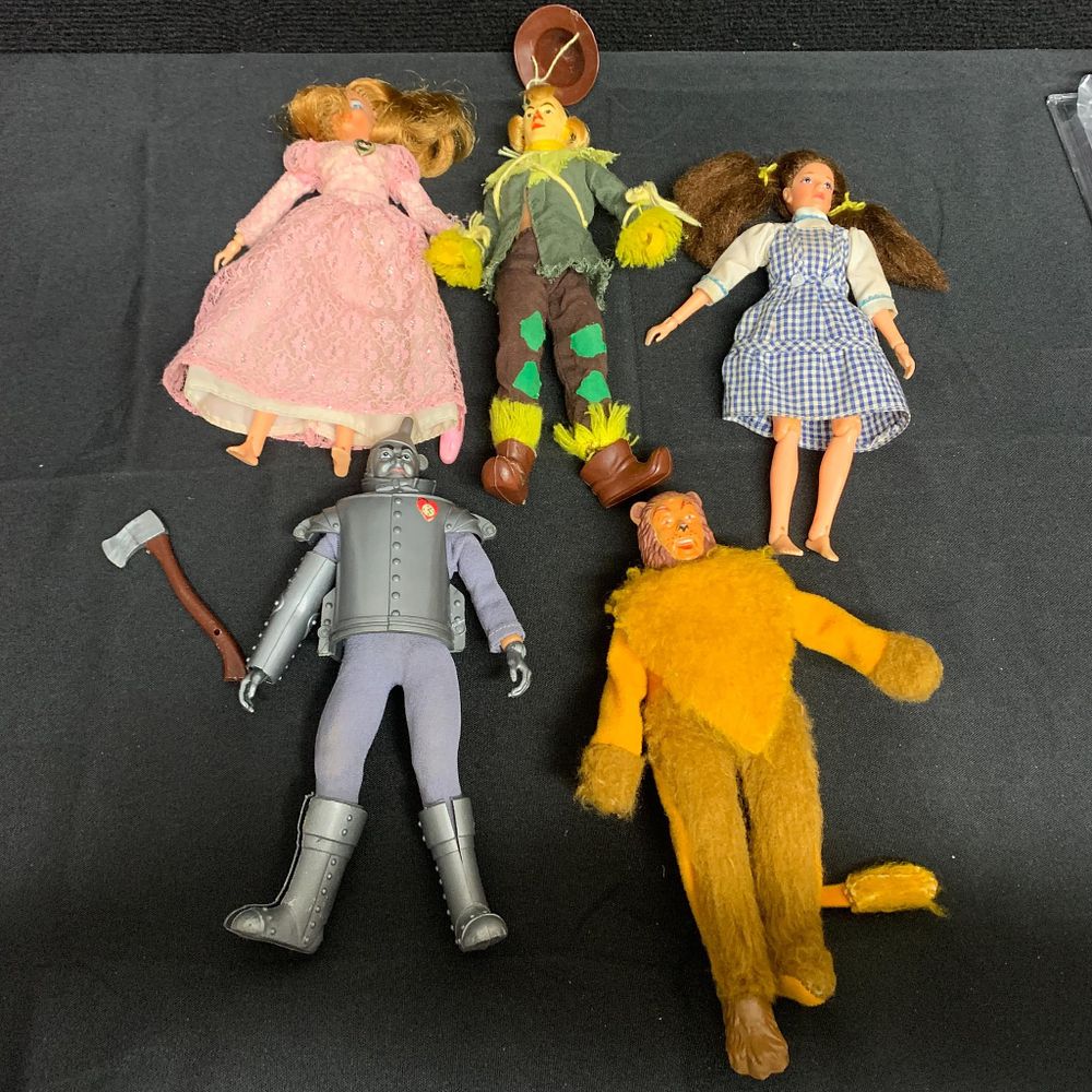Lot 465: Wizard of Oz Vintage Toys