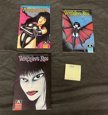 Vampire's Kiss Aircel Comic Books. Please look at pictures carefully to determine what you