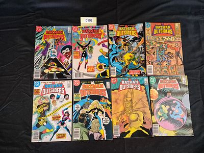 Lot 192 - A Collection of Eight DC Comics Batman and the Outsiders ...