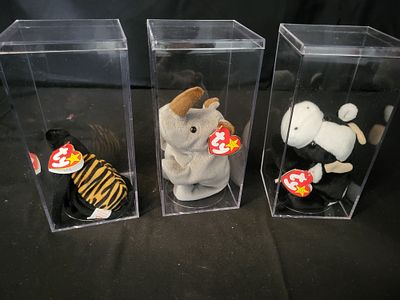 I00043 A Trio of Ty Beanie Babies Including Spike the Rhinoceros. BID PER WHAT YOU SEE IN THE 