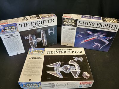 I00318 A Trio of FineMolds Star Wars 1/72 Scale Plastic Model Kits. BID PER WHAT YOU SEE IN THE 