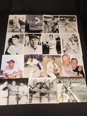 I01558 | A Collection of Autographed New York Yankees and Sports Memorabilia 8x10 Photographs. BI 