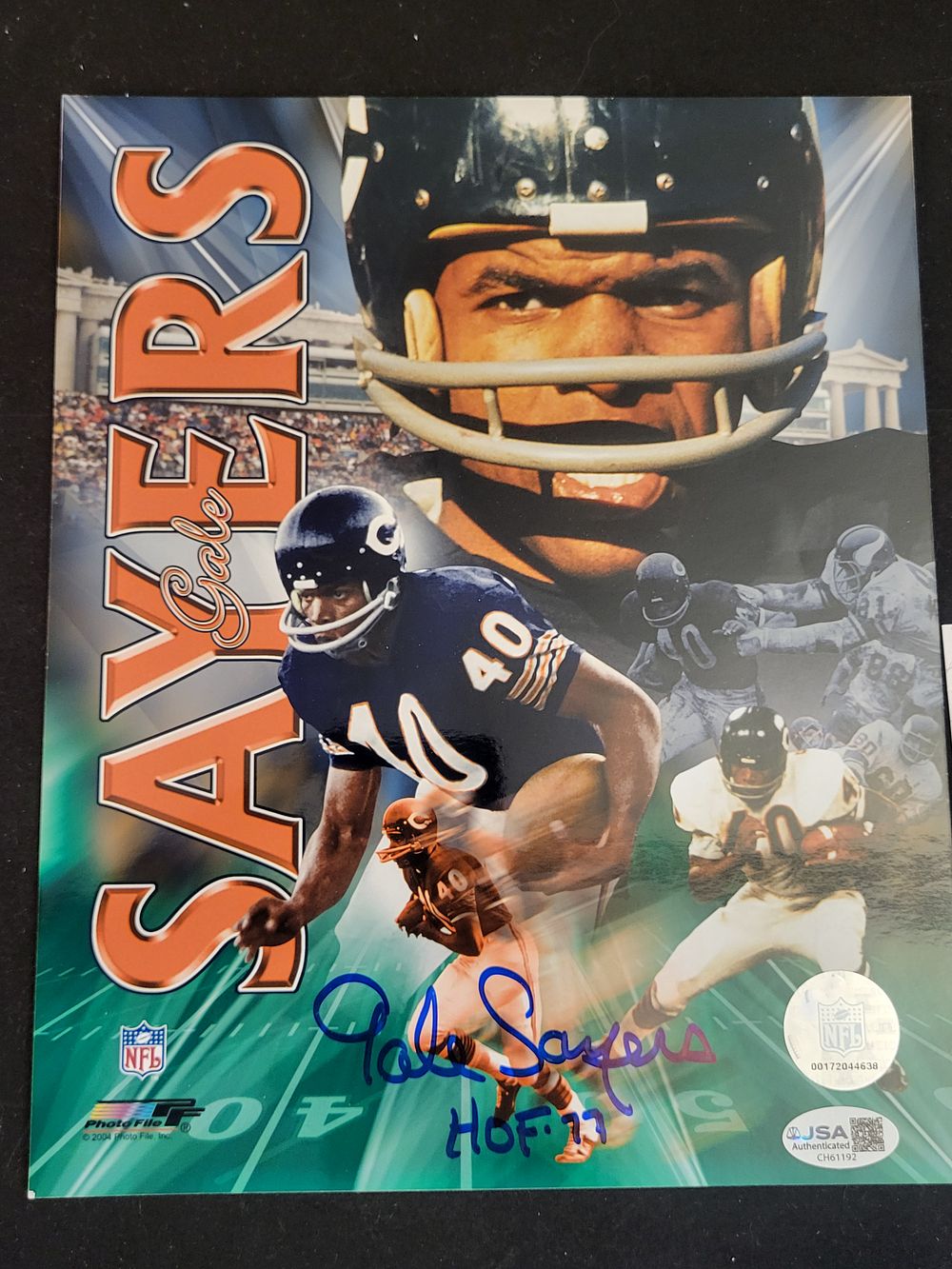 Lot 243: I00712 | Gale Sayers Autographed Chicago Bears Legend Action Collage Photo File Print