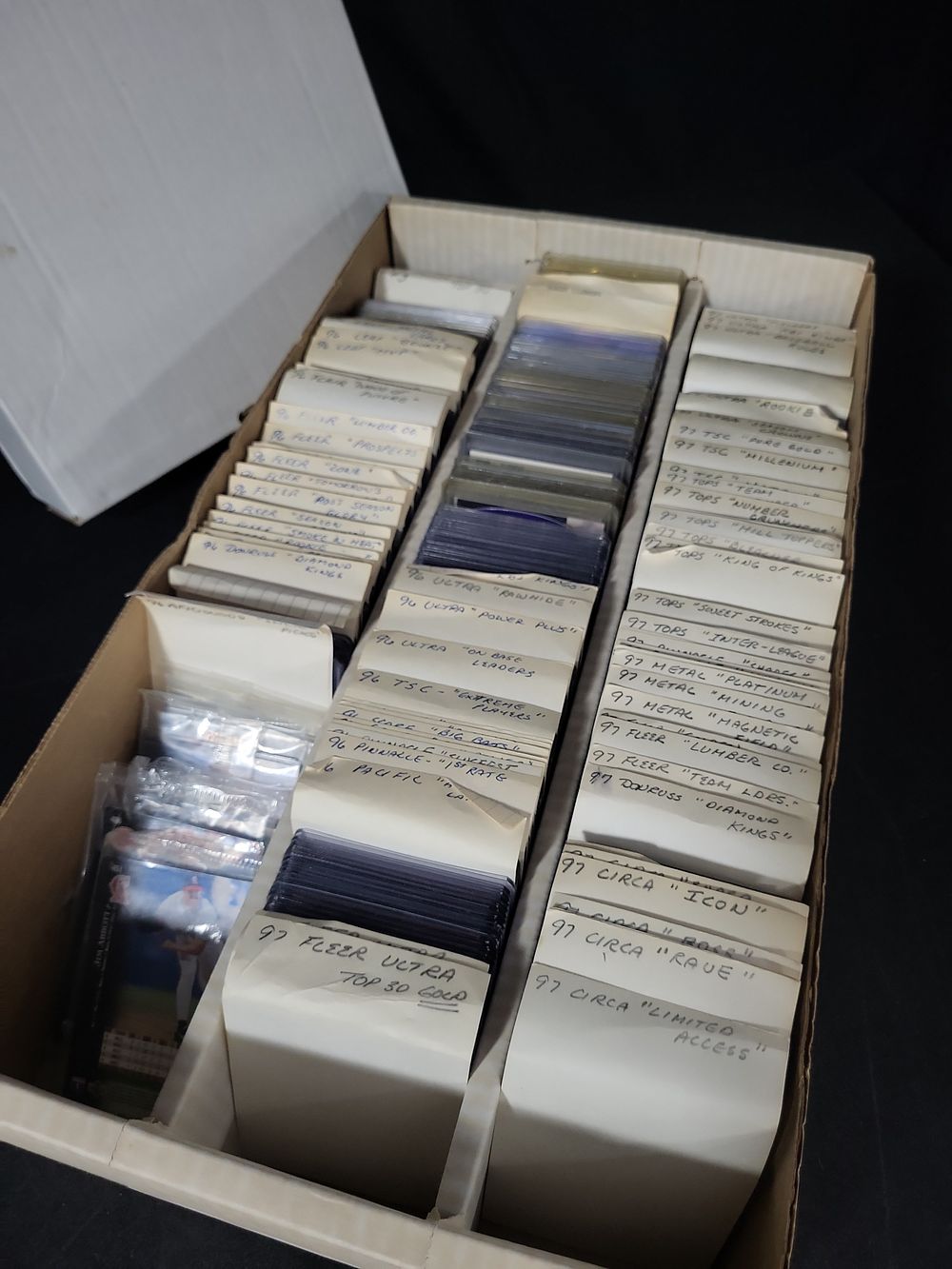 Lot 393: I02008 | An Organized Collection of 1996-1997 Baseball Trading Cards Including Major Brands and Inserts