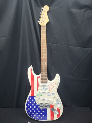 I03561 | Bruce Springsteen and The E Street Band Signed American Flag Stratocaster Style 