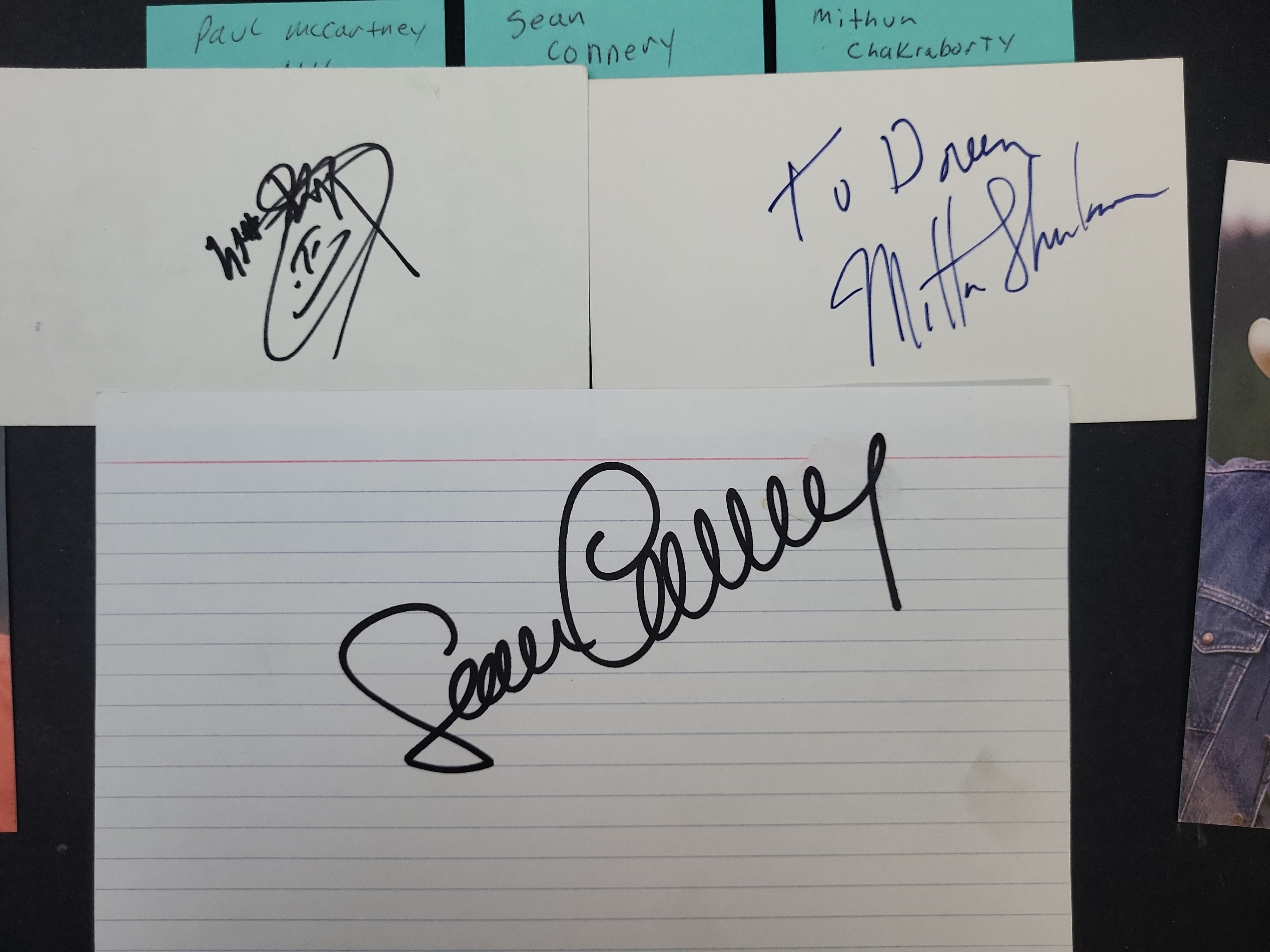 I03382 | A Collection of Five Celebrity Autographs Including Robert Redford and Ricky Van Shelton