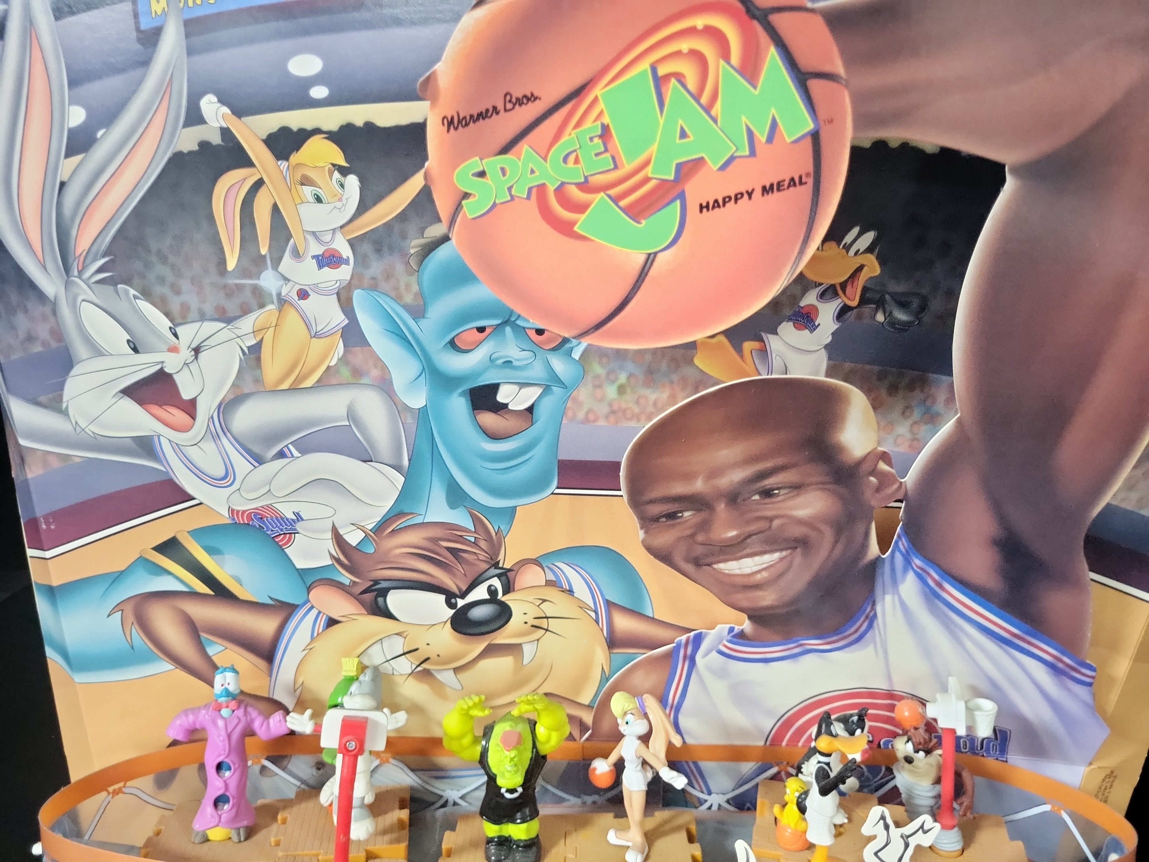 I03182 | McDonalds 1996 Space Jam Happy Meal Promotional Store Display with Toys