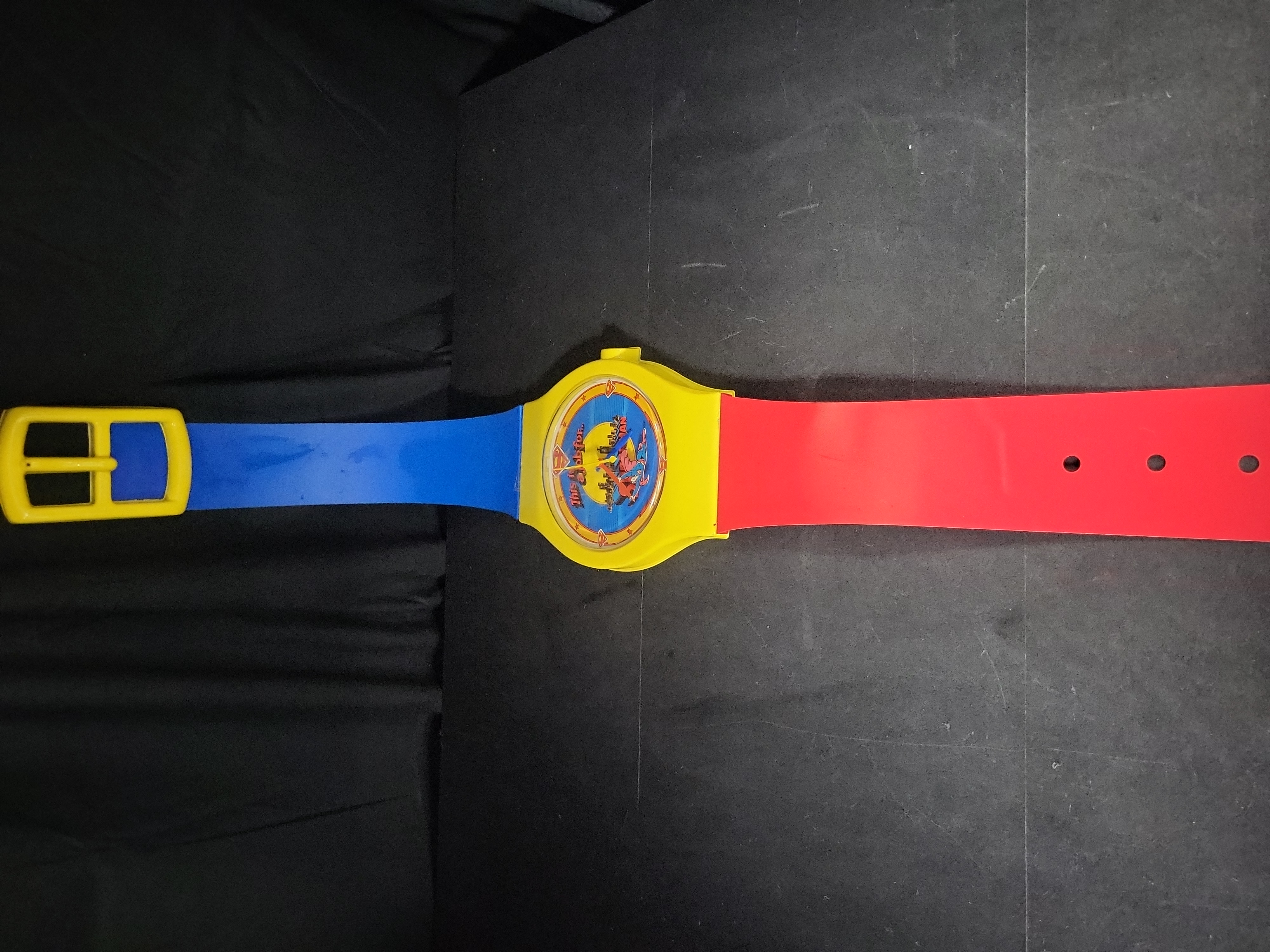 I03553 | Vintage Superman Oversized Novelty Wristwatch Wall Clock by Electro-Optix