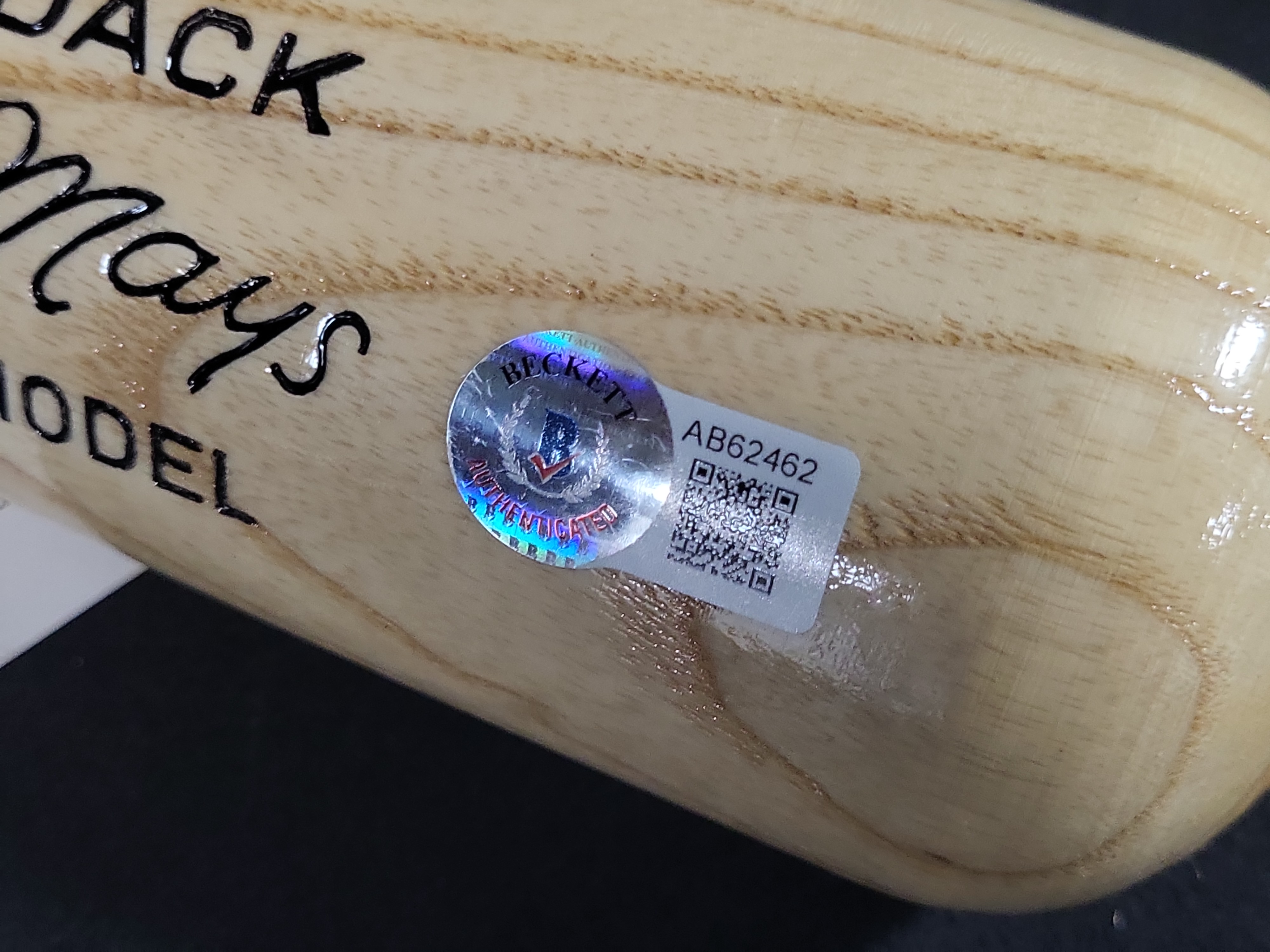 I03113 | Willie Mays Autographed Adirondack Personal Model Baseball Bat with Beckett Letter of Authenticity