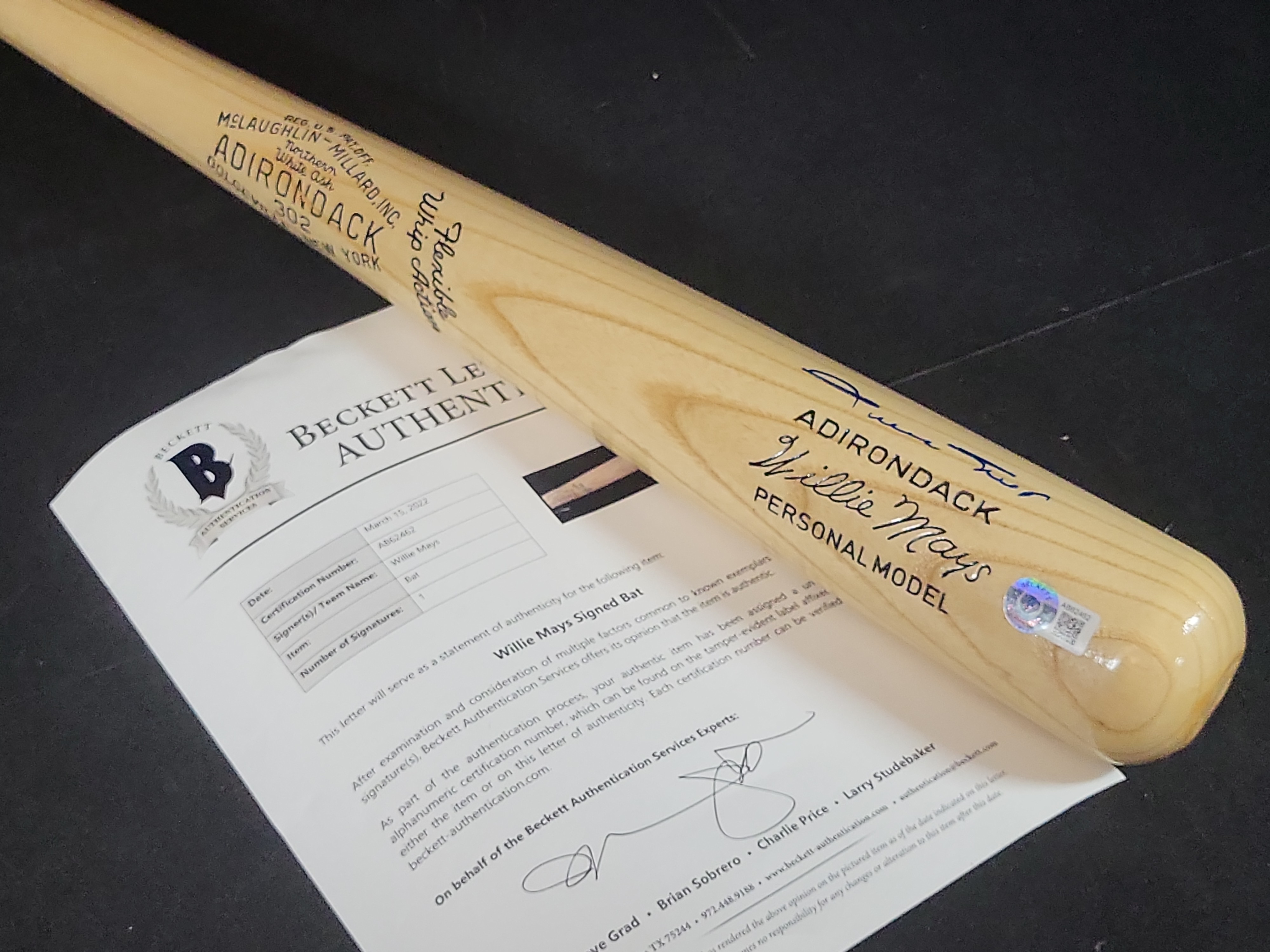 I03113 | Willie Mays Autographed Adirondack Personal Model Baseball Bat with Beckett Letter of Authenticity