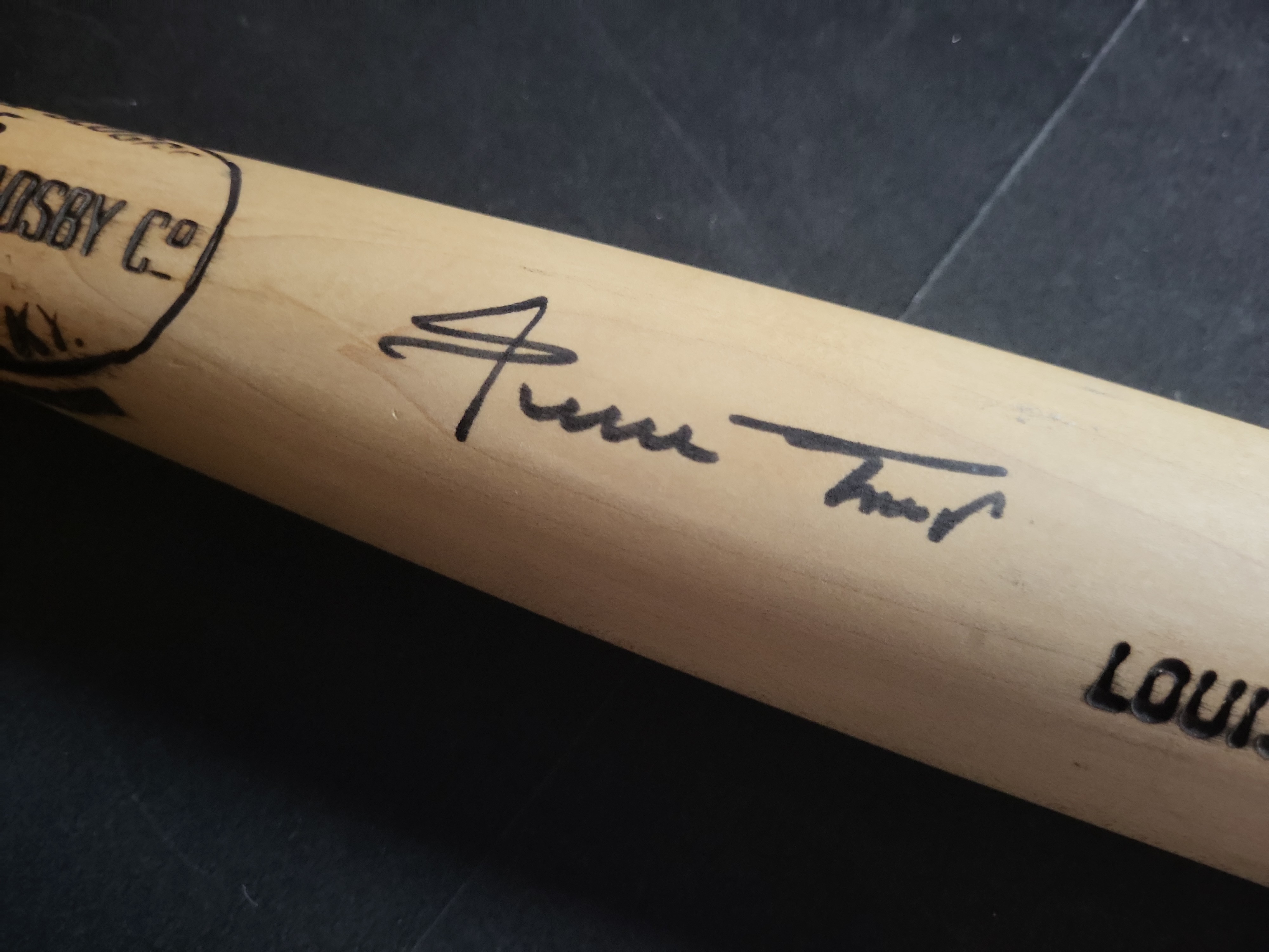 I02749 | Willie Mays Autographed Louisville Slugger Model 125 Baseball Bat with Say Hey Authenticated Hologram