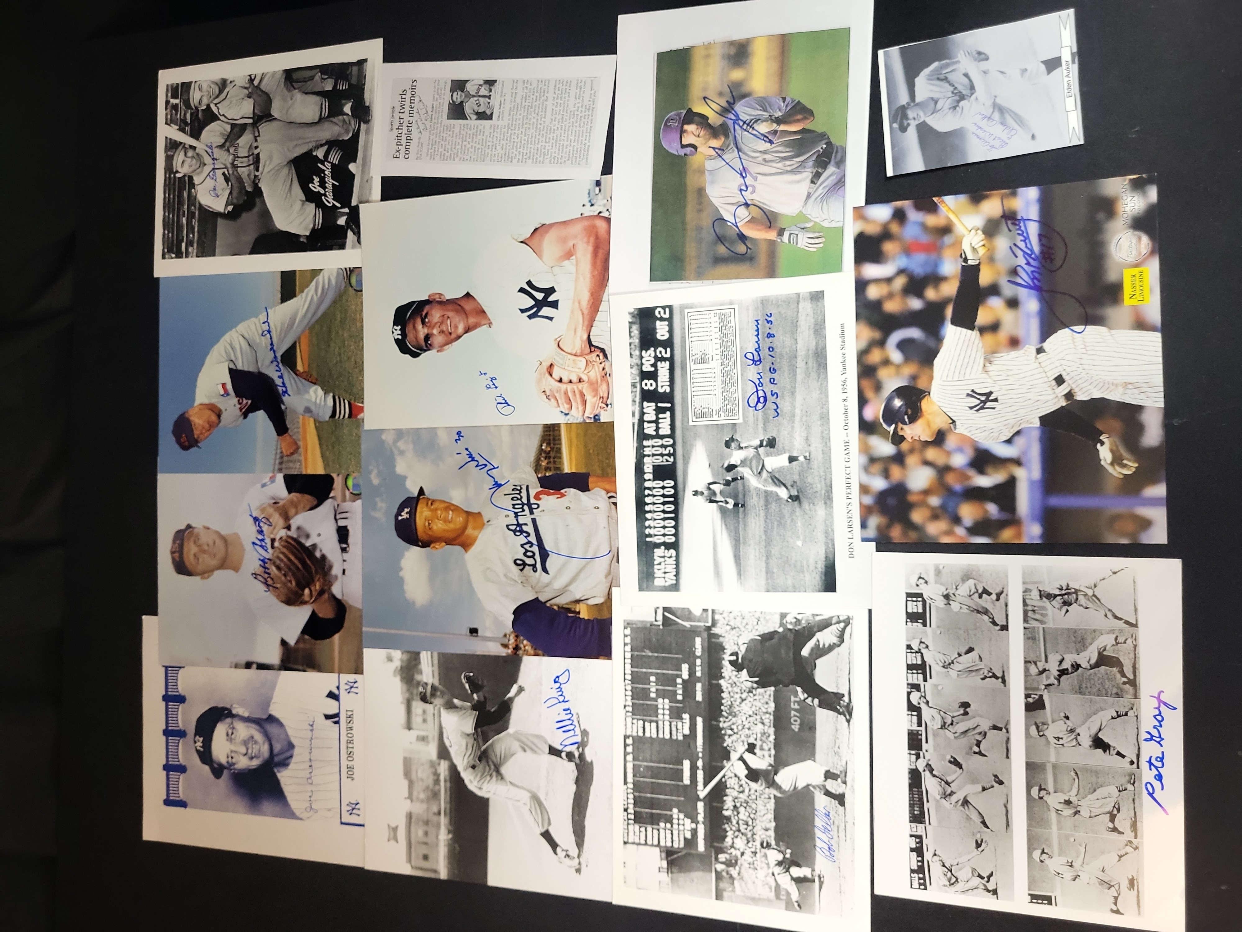I03022 | A Collection of 14 Pieces of Baseball Memorabilia Including 13 Autographed Photographs and Cards