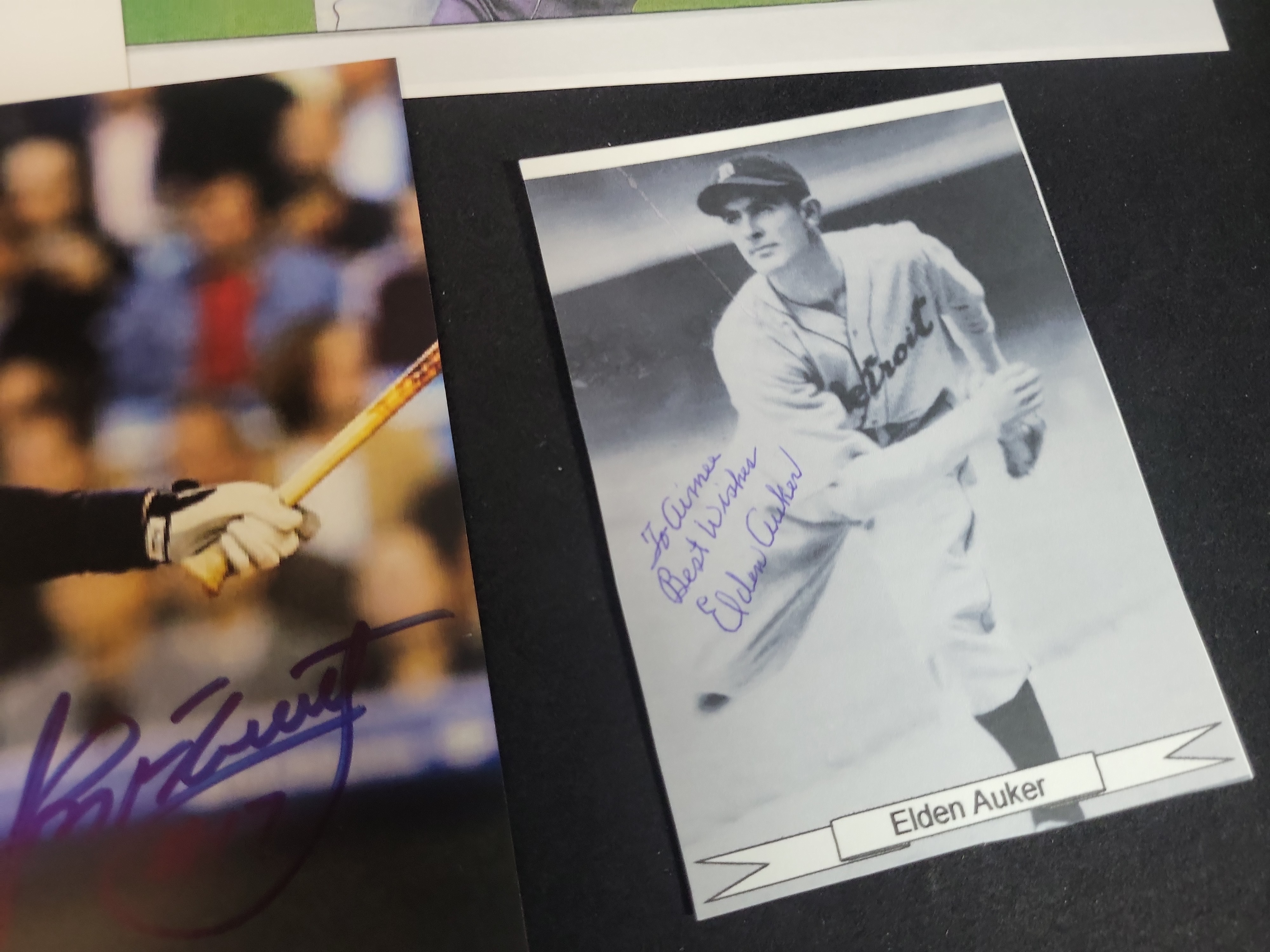 I03022 | A Collection of 14 Pieces of Baseball Memorabilia Including 13 Autographed Photographs and Cards