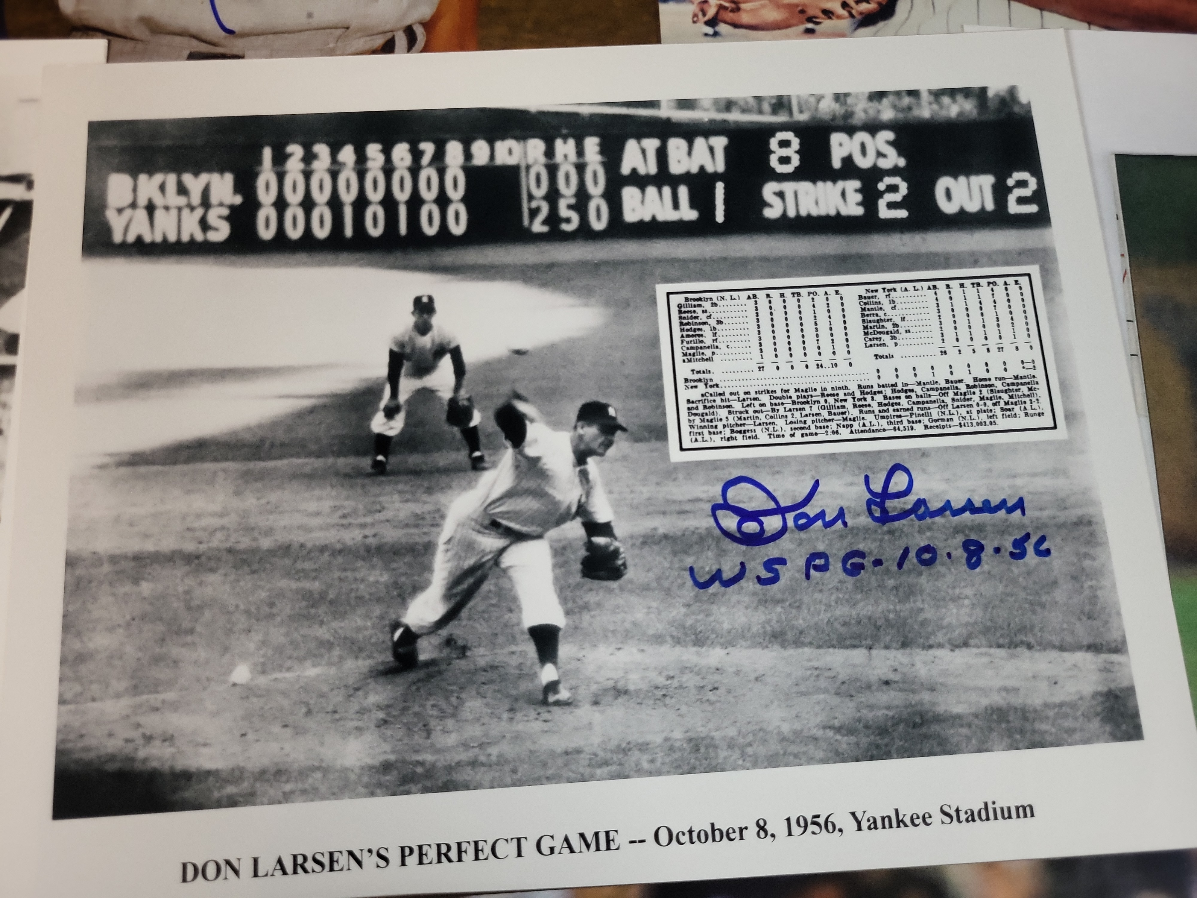 I03022 | A Collection of 14 Pieces of Baseball Memorabilia Including 13 Autographed Photographs and Cards