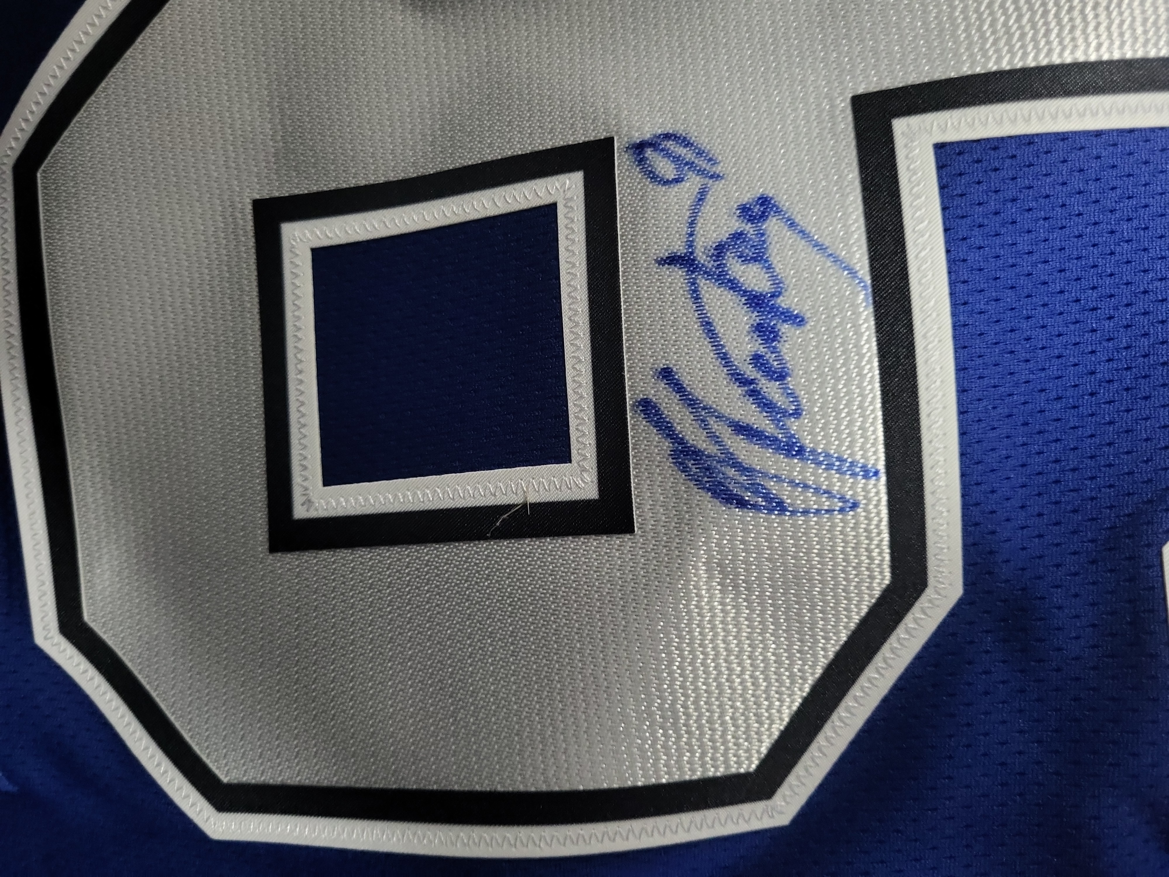 I03557 | Steven Stamkos Signed Tampa Bay Lightning Fanatics Breakaway Hockey Jersey