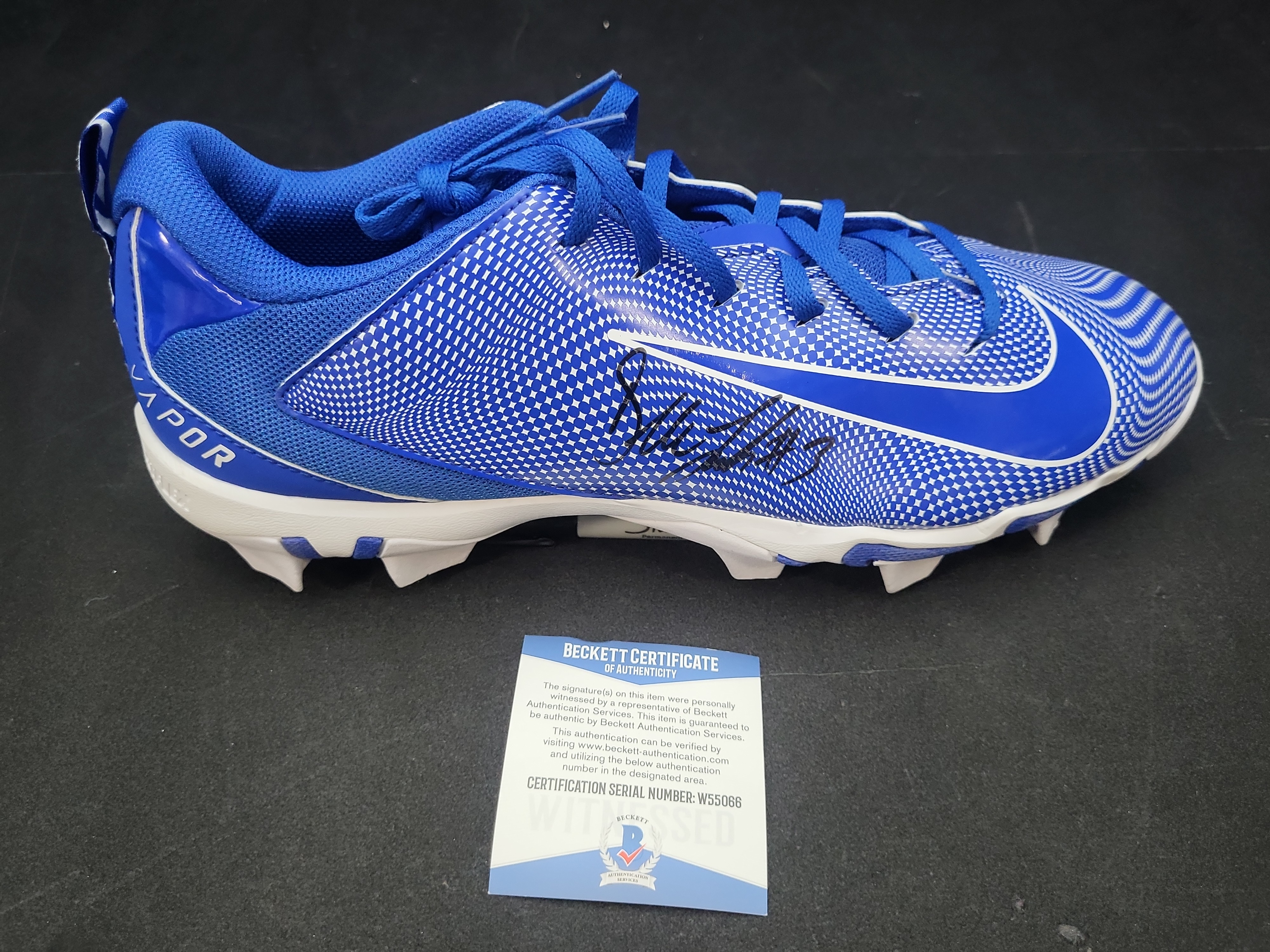 I03572 | Andrew Luck Autographed Nike Vapor Edge Team Football Cleat with Beckett Witnessed COA