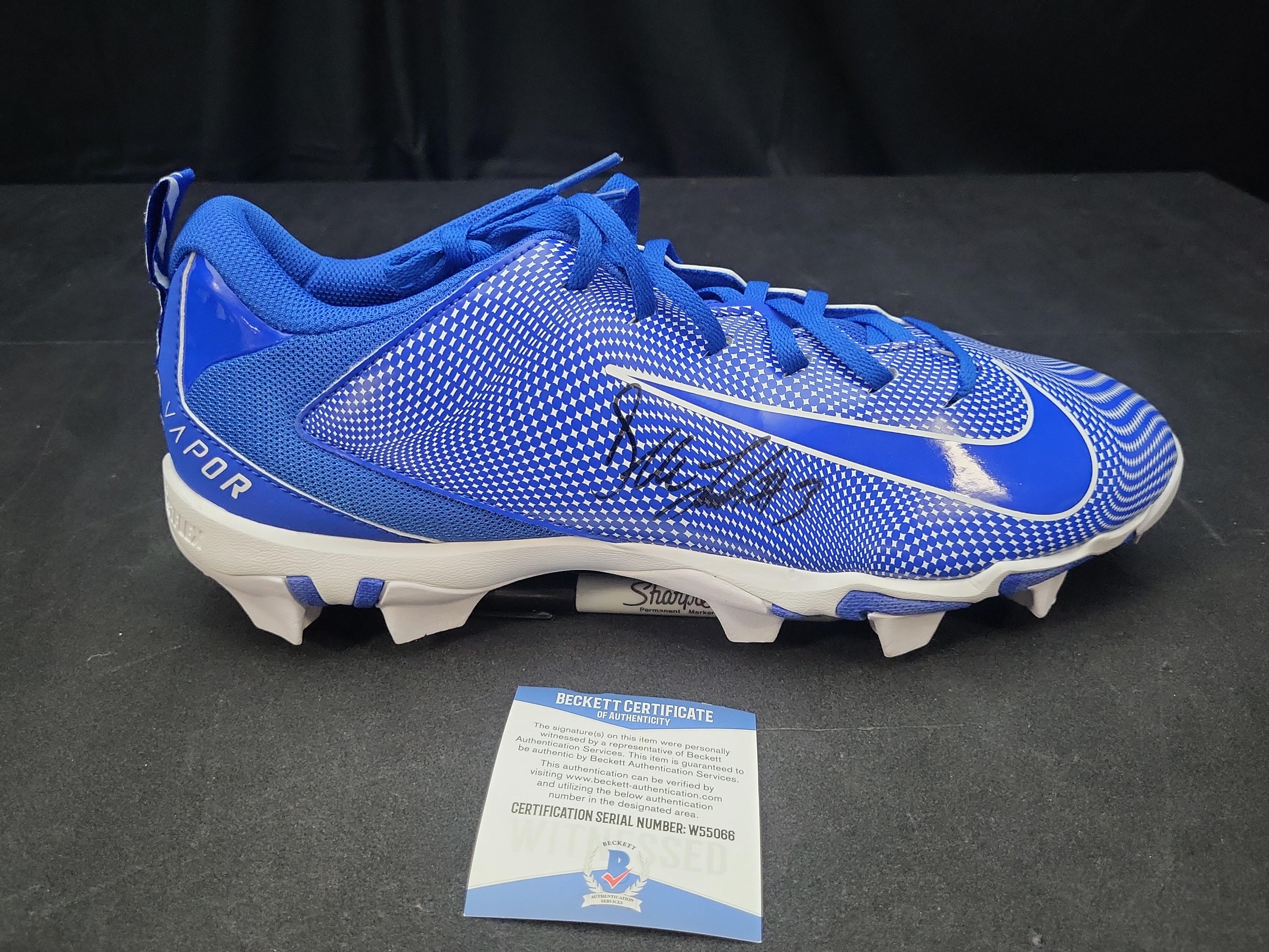 I03572 | Andrew Luck Autographed Nike Vapor Edge Team Football Cleat with Beckett Witnessed COA