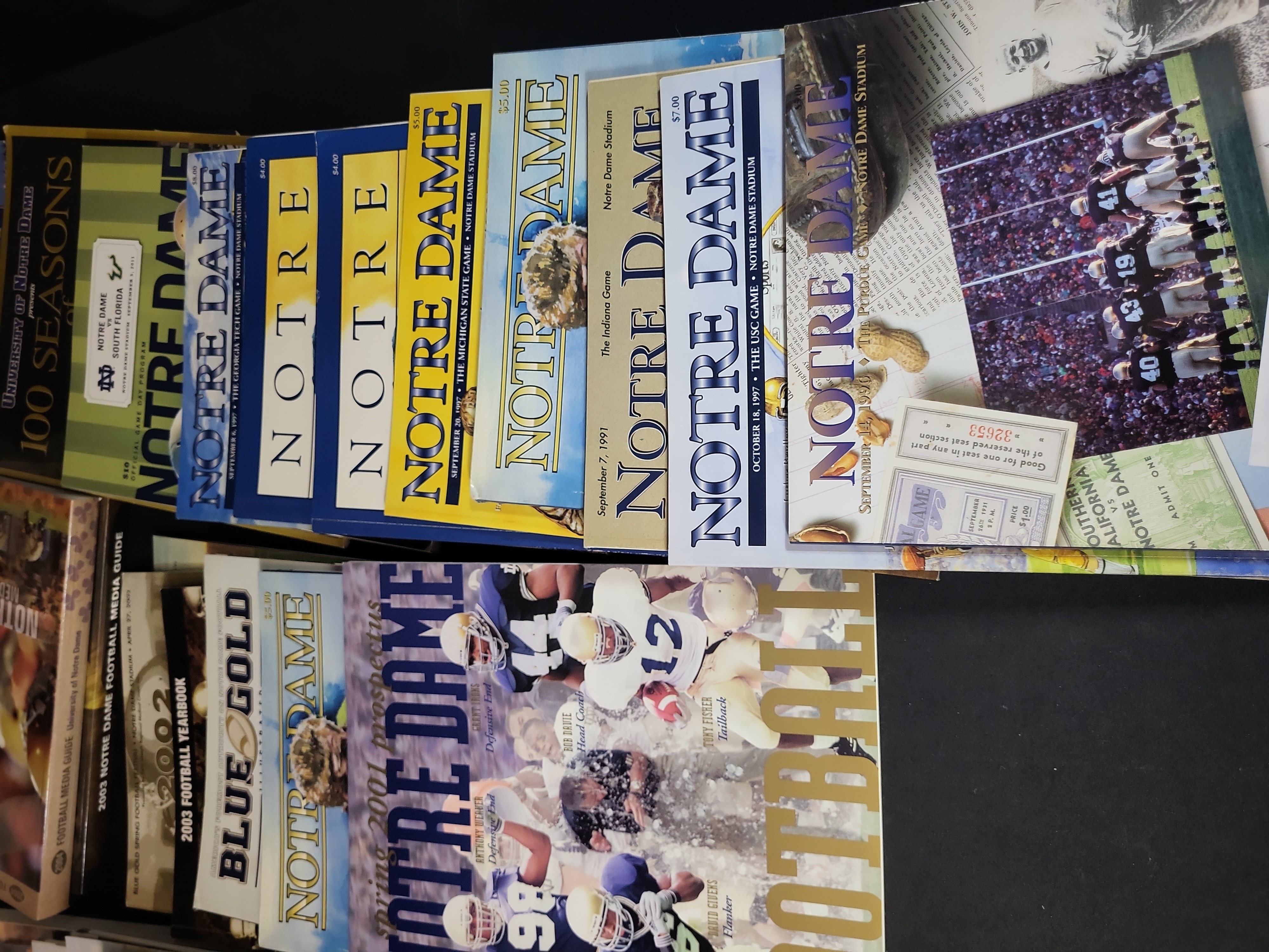 I03044 | A Collection of University of Notre Dame Fighting Irish Sports Programs and Ephemera