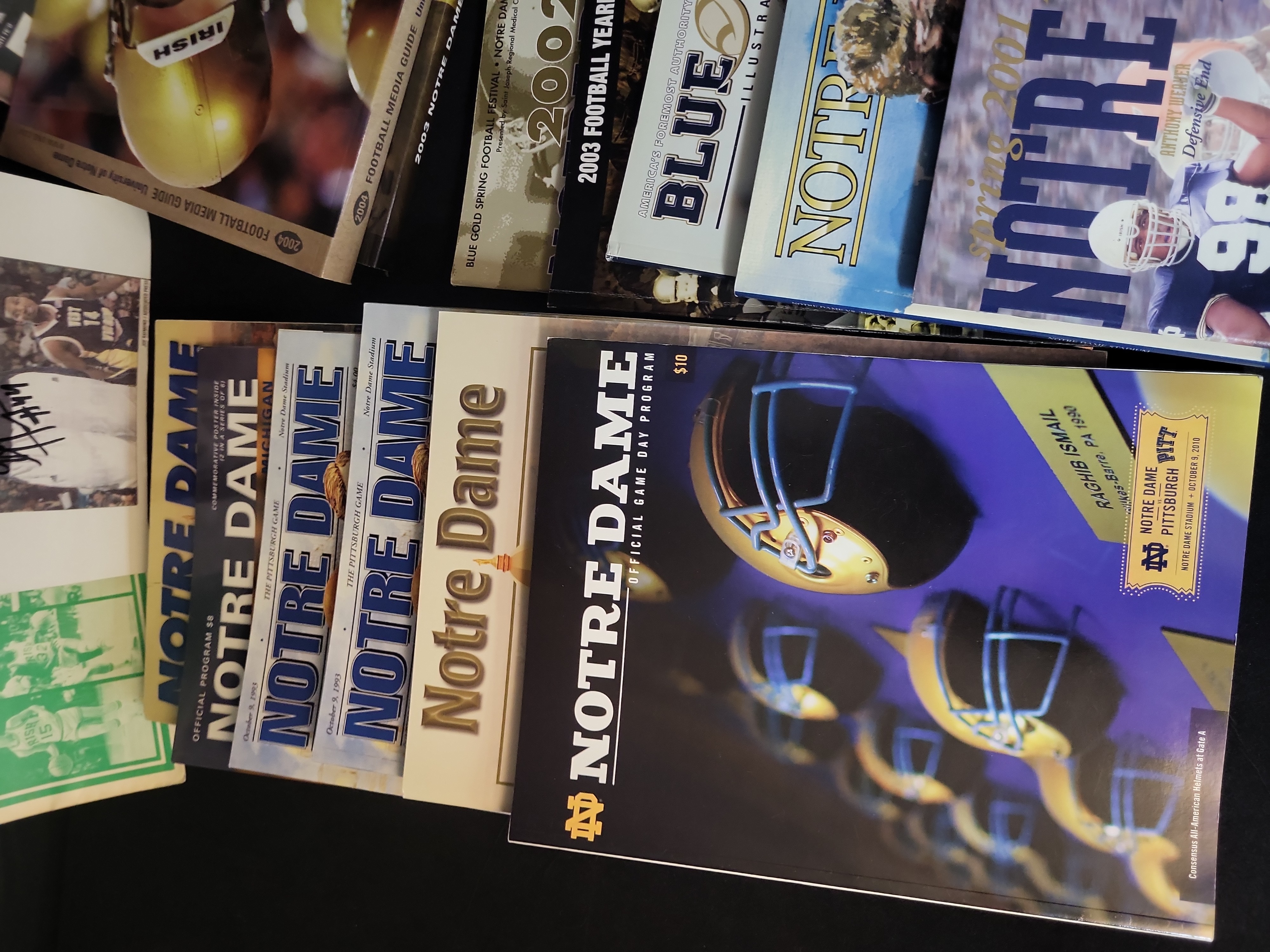 I03044 | A Collection of University of Notre Dame Fighting Irish Sports Programs and Ephemera