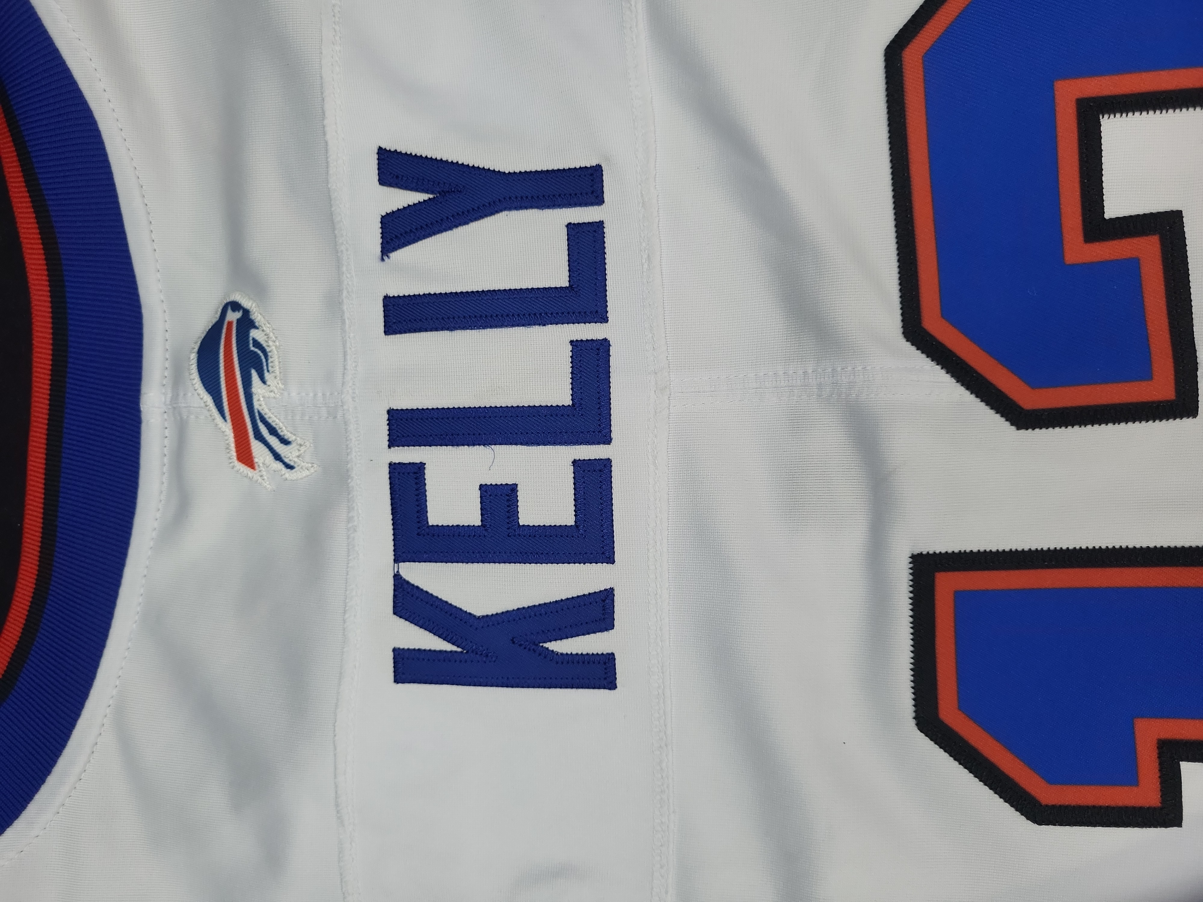 I03560 | Jim Kelly Signed Buffalo Bills Nike Onfield White Jersey