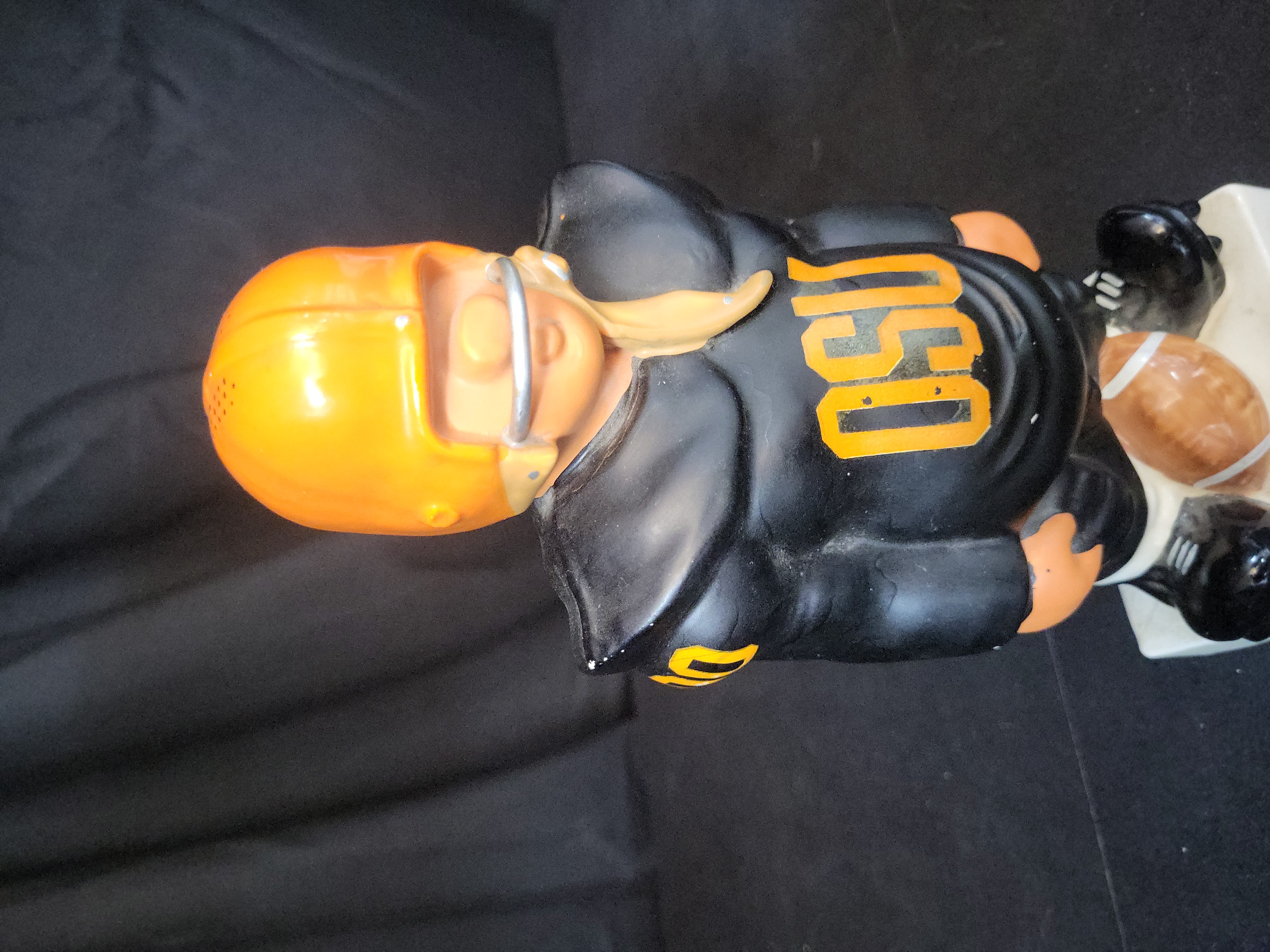 I03256 | Vintage 1960s Fred Kail OSU Ceramic Football Player Bank
