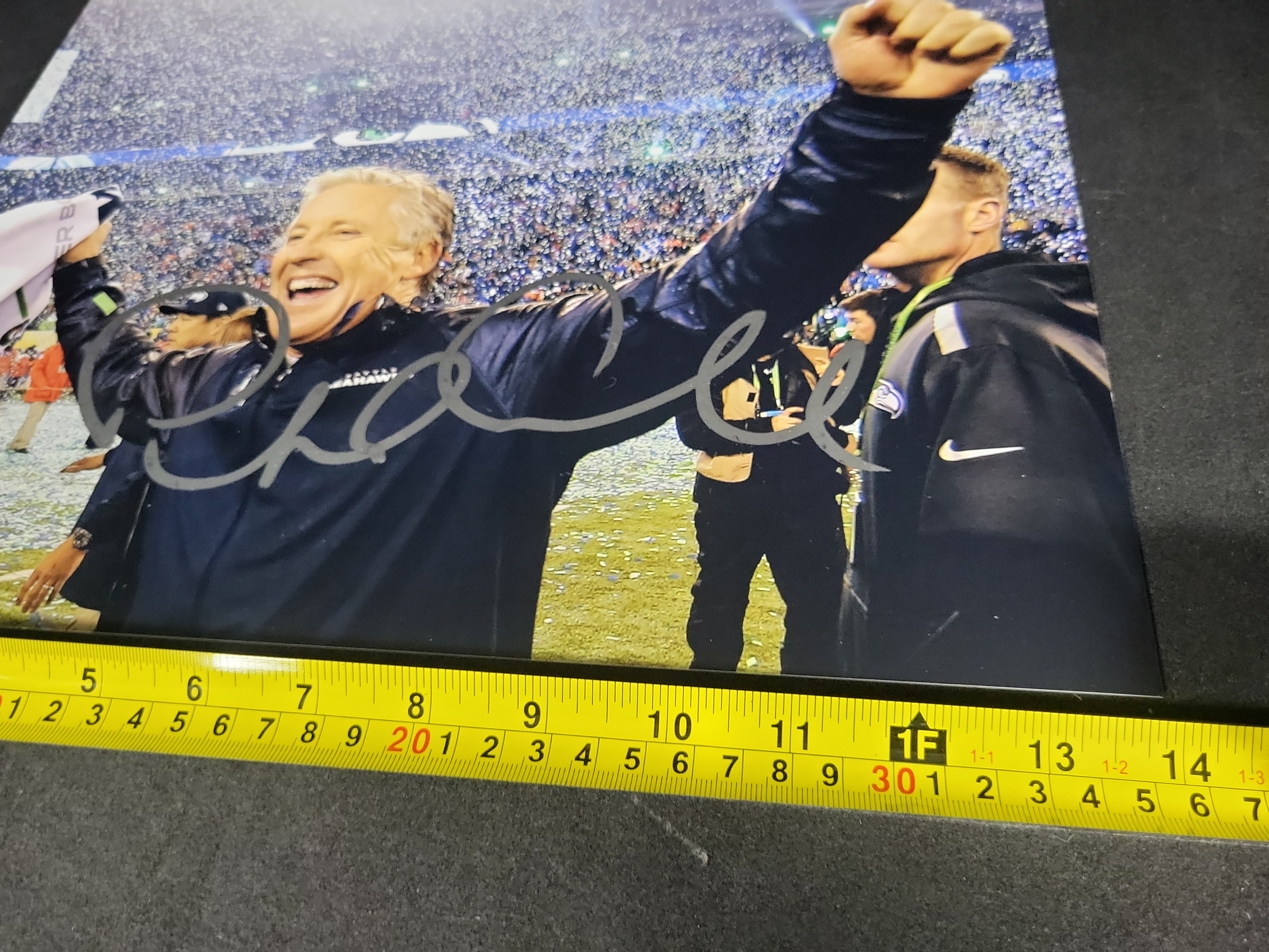 I03573 | Pete Carroll Signed Seattle Seahawks Super Bowl XLVIII Celebration 11x14 Photograph JSA Authenticated