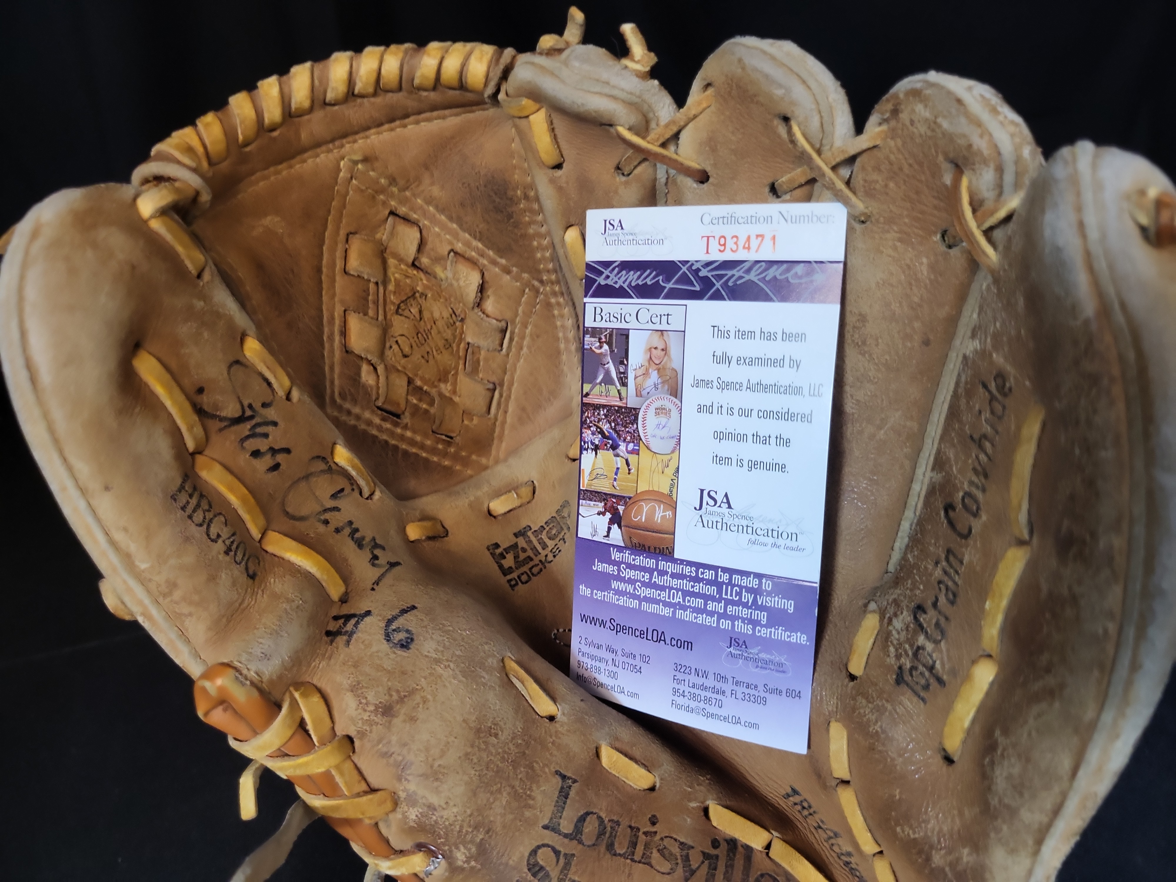 I03094 | Steve Garvey Autographed Louisville Slugger HBG400 Baseball Glove with JSA Authentication