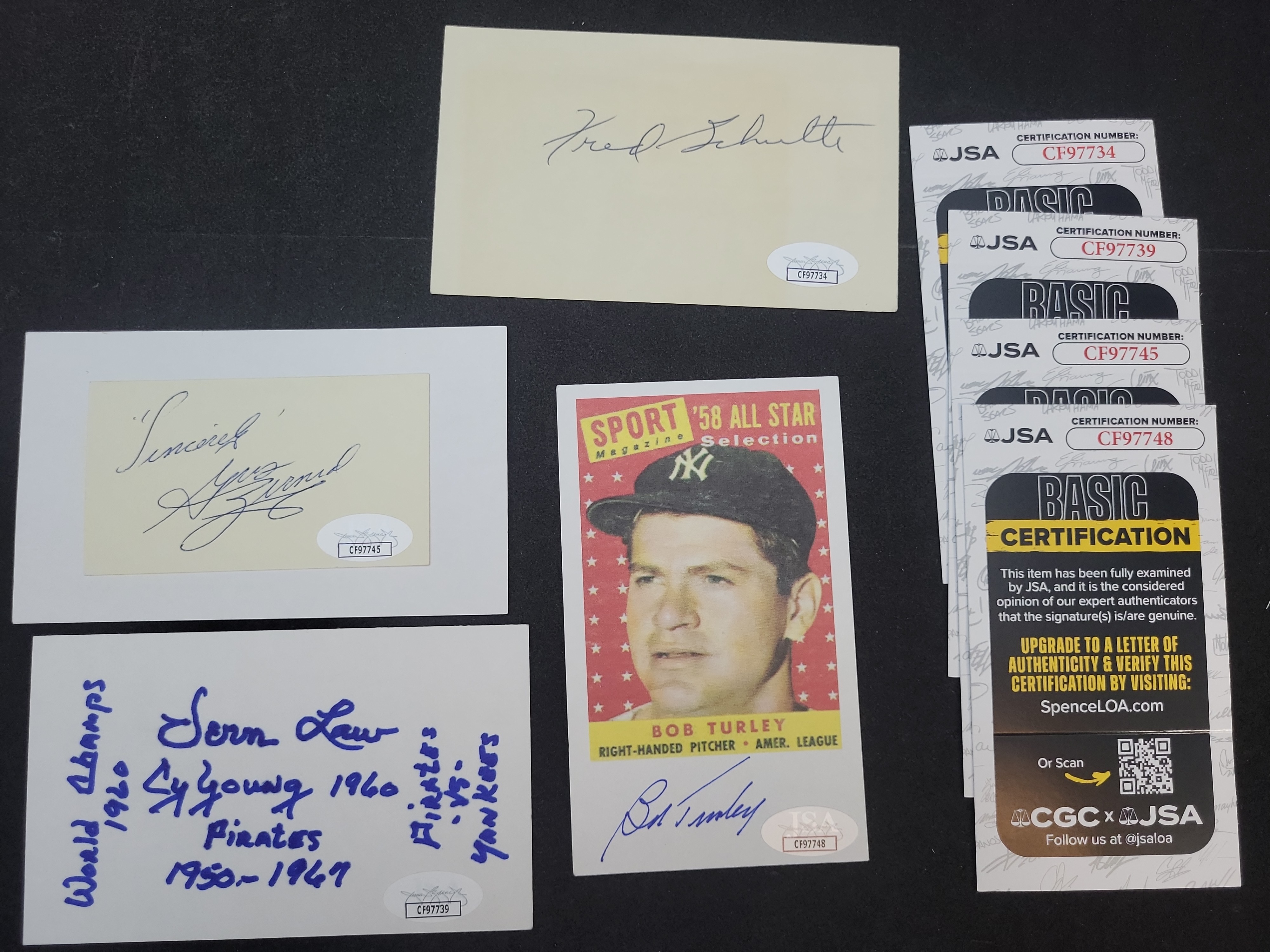 I03374 | Lot of (4) Autographed Major League Baseball Memorabilia Items with JSA Authentication