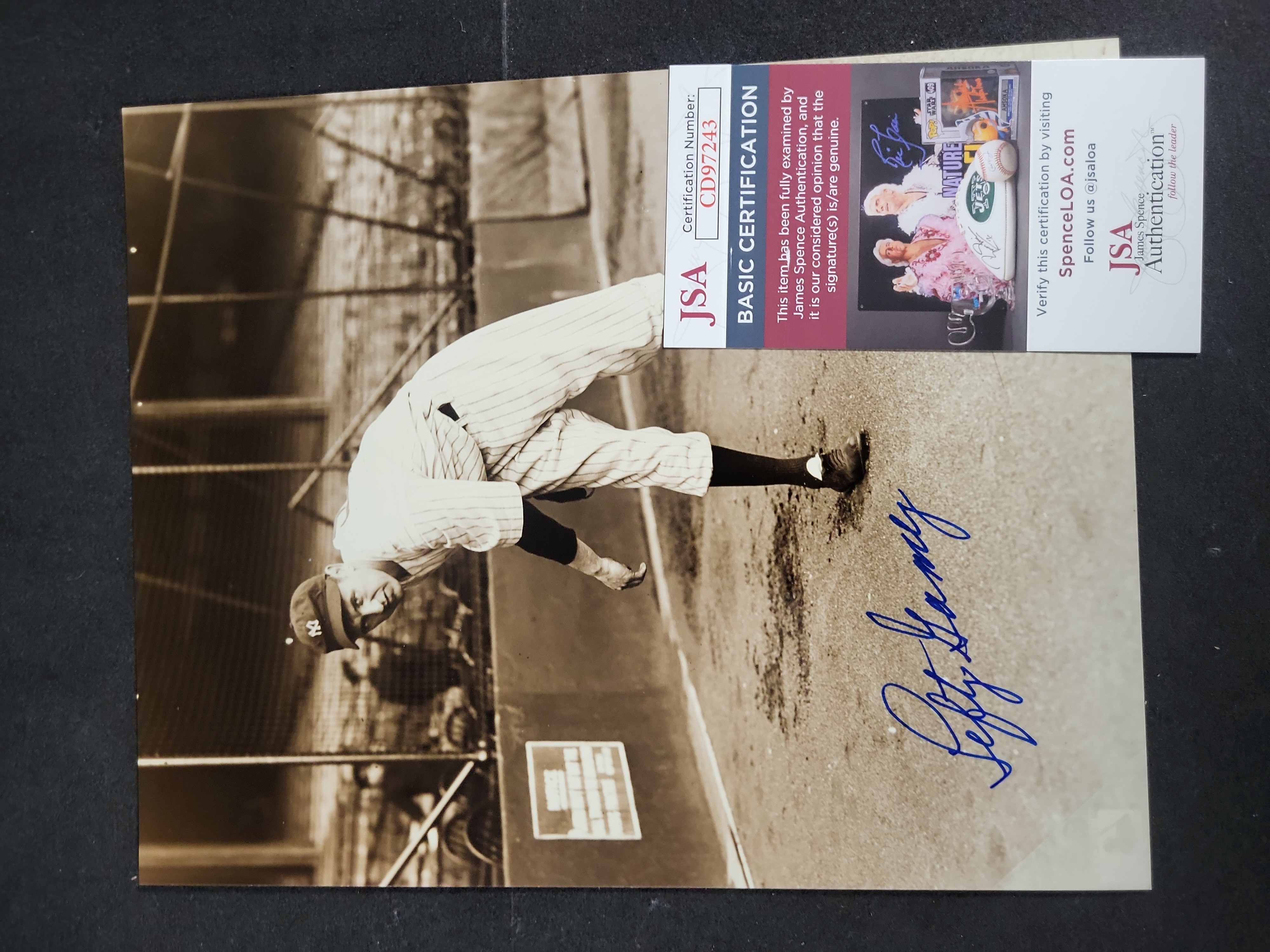 I03414 | Lefty Gomez Signed New York Yankees Photograph JSA Certified