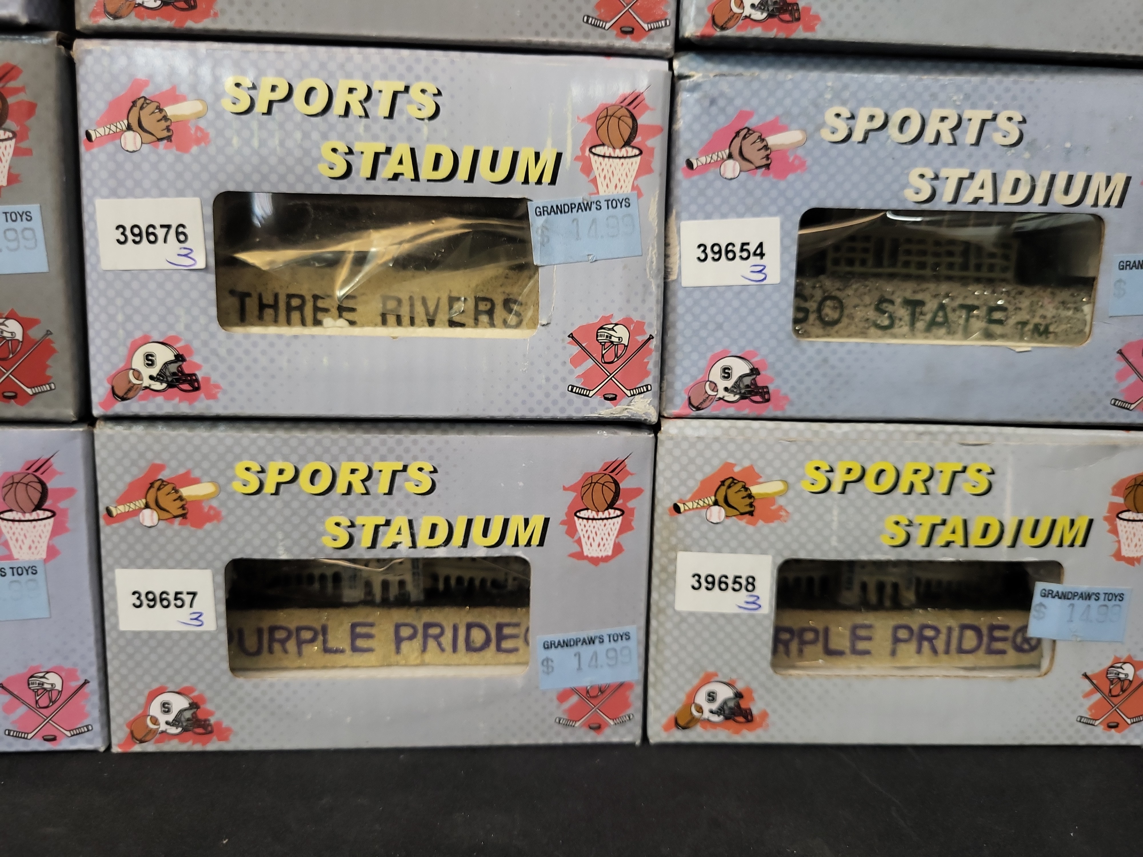 I03236 | An Assortment of Sports Collectors Guild Sports Stadium Miniature Replicas
