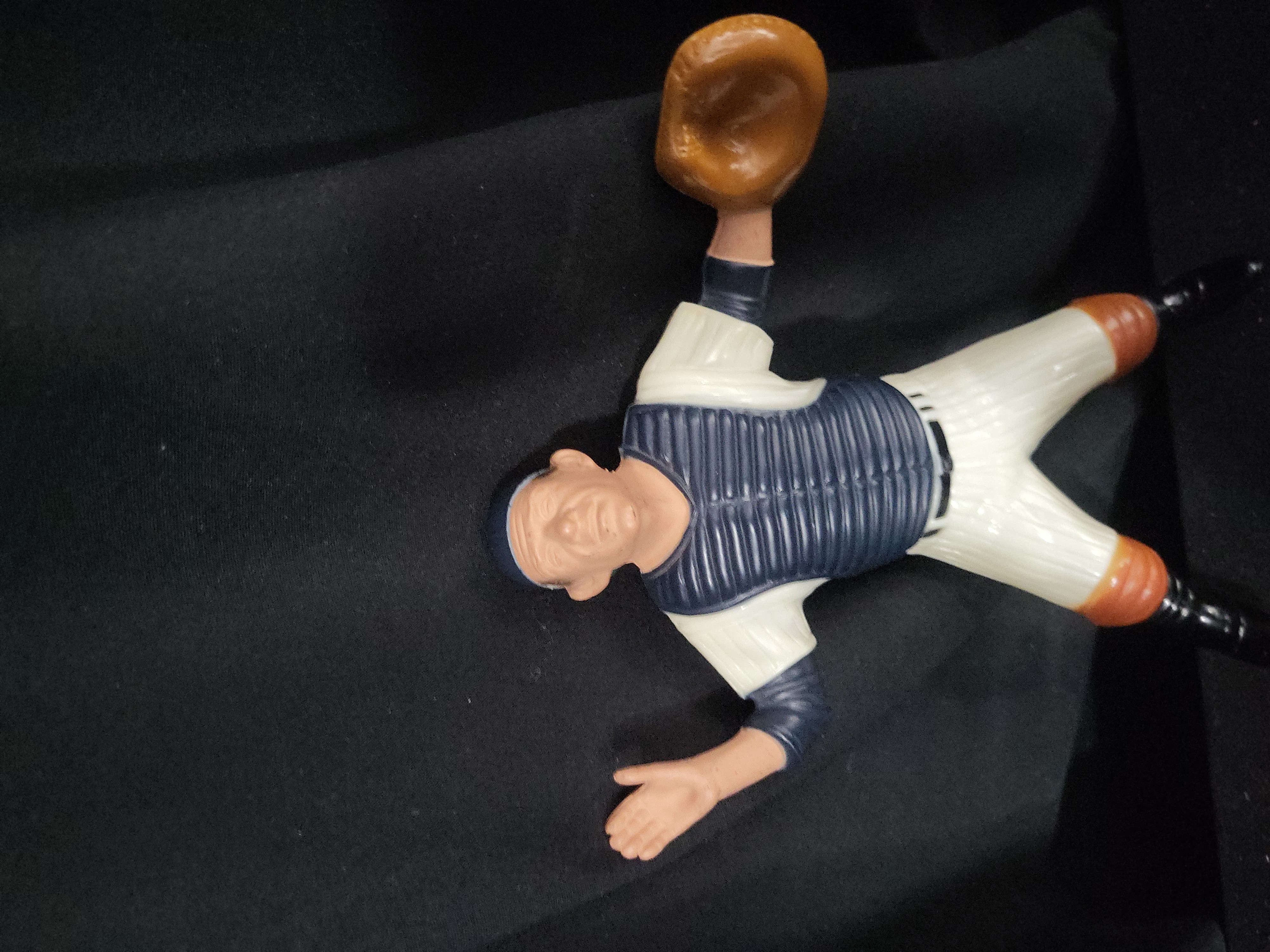 I03196 | Vintage Hartland Plastics Yogi Berra New York Yankees Baseball Figurine