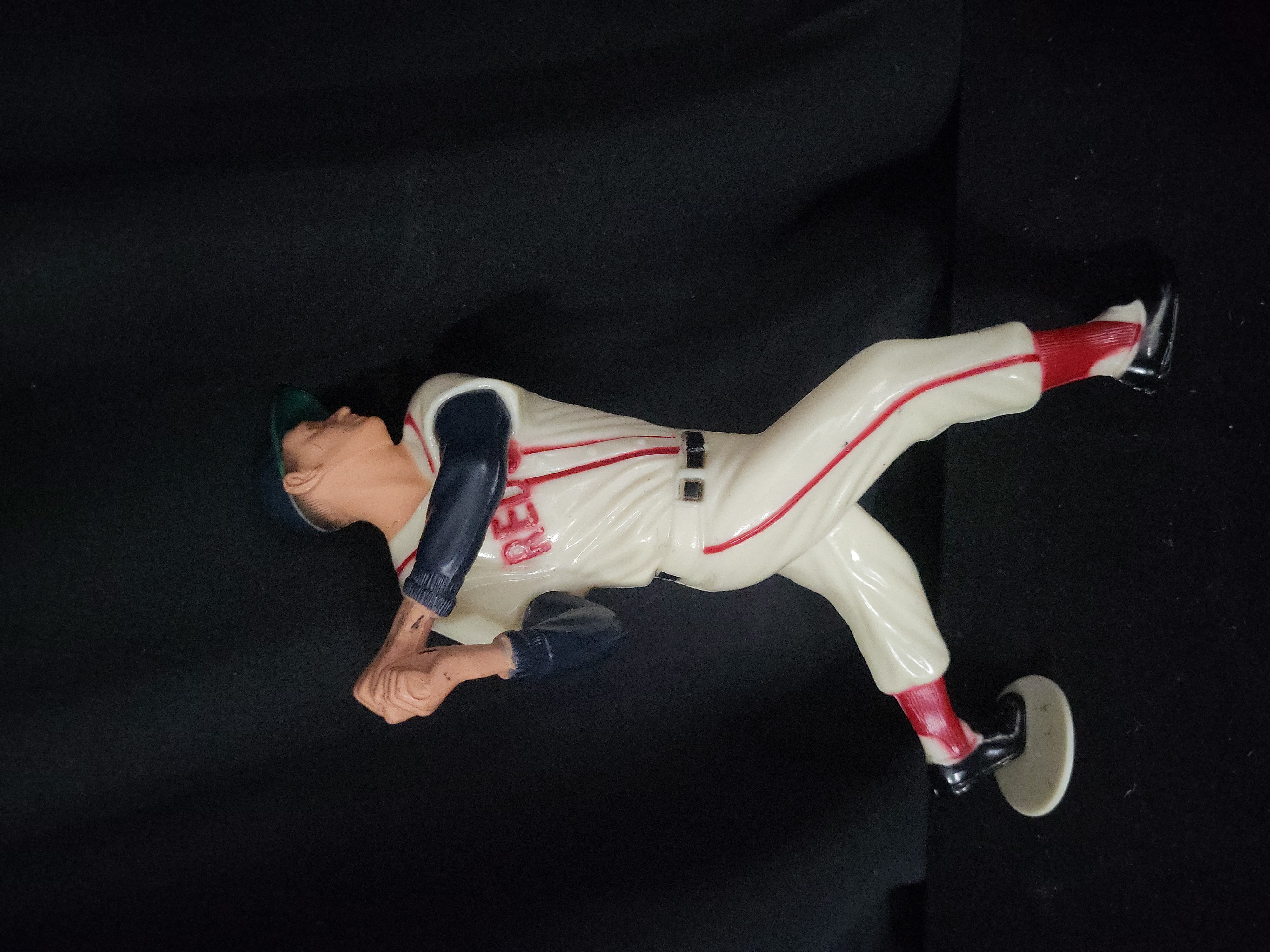 I03197 | Vintage Attributed to Hartland Plastics Ted Williams Boston Red Sox Baseball Figurine