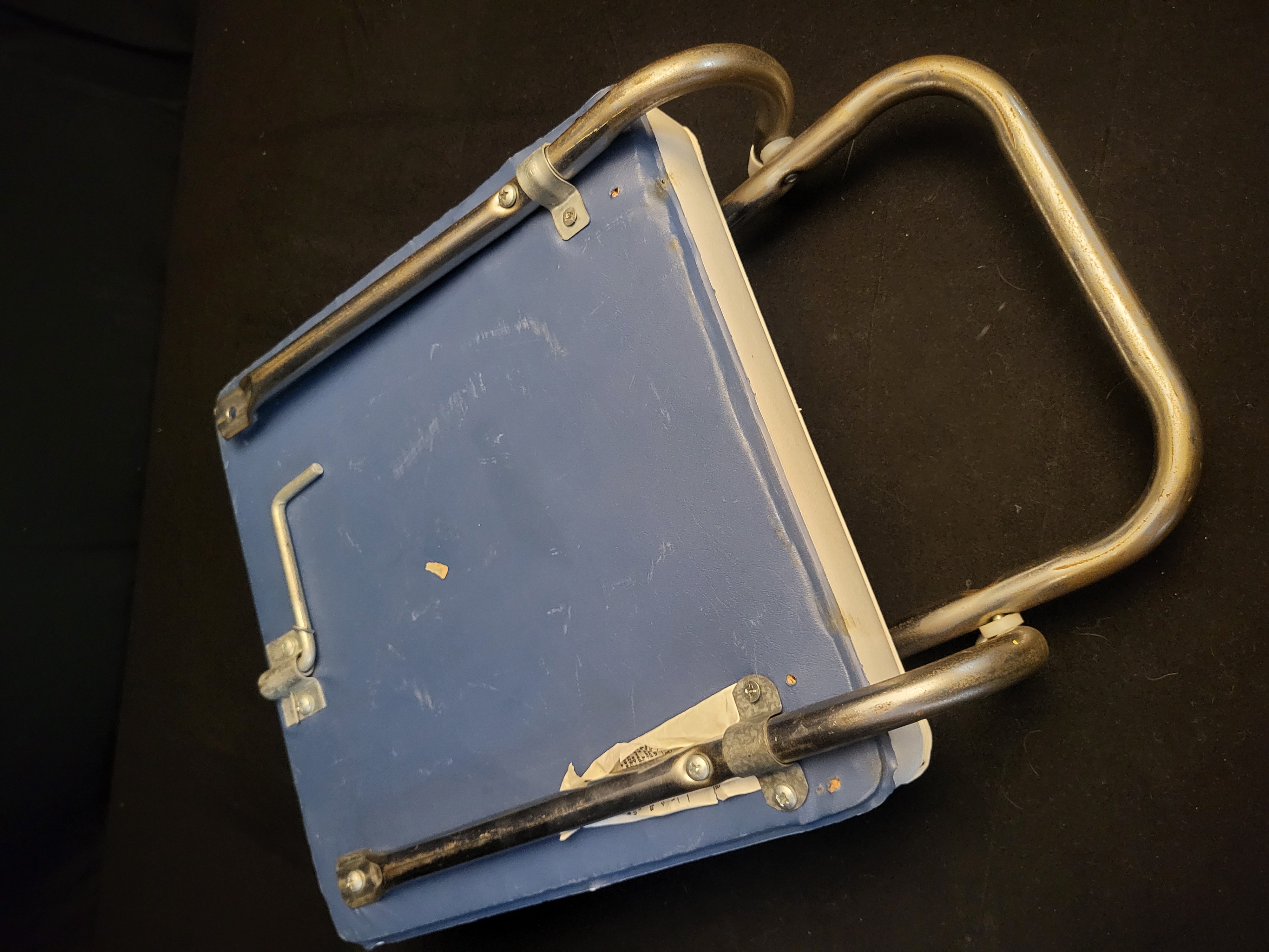 I00586 | Vintage Baltimore Colts Folding Stadium Seat