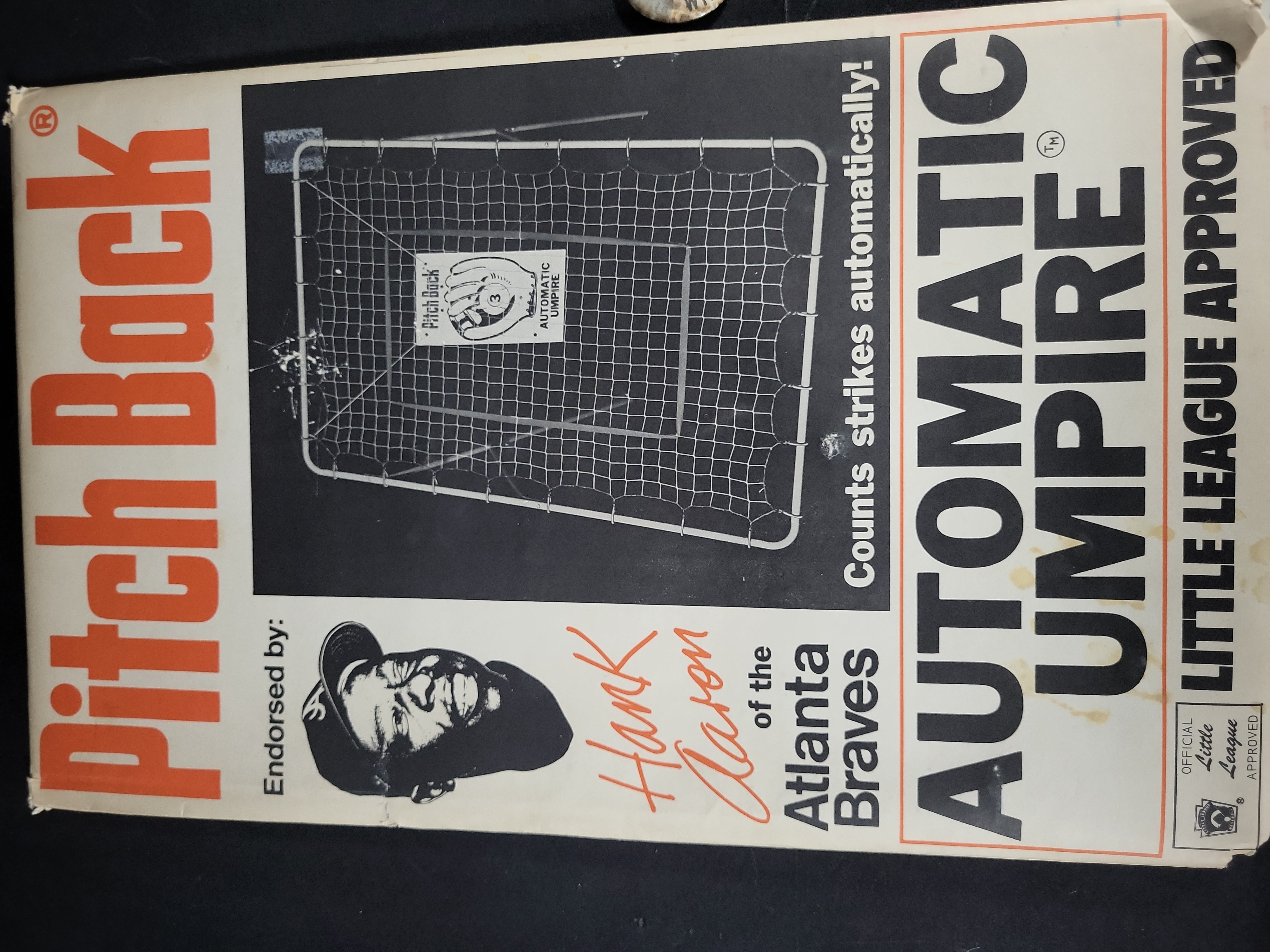I03341 | Two Vintage Baseball Memorabilia Items featuring Hank Aaron and Willie Mays