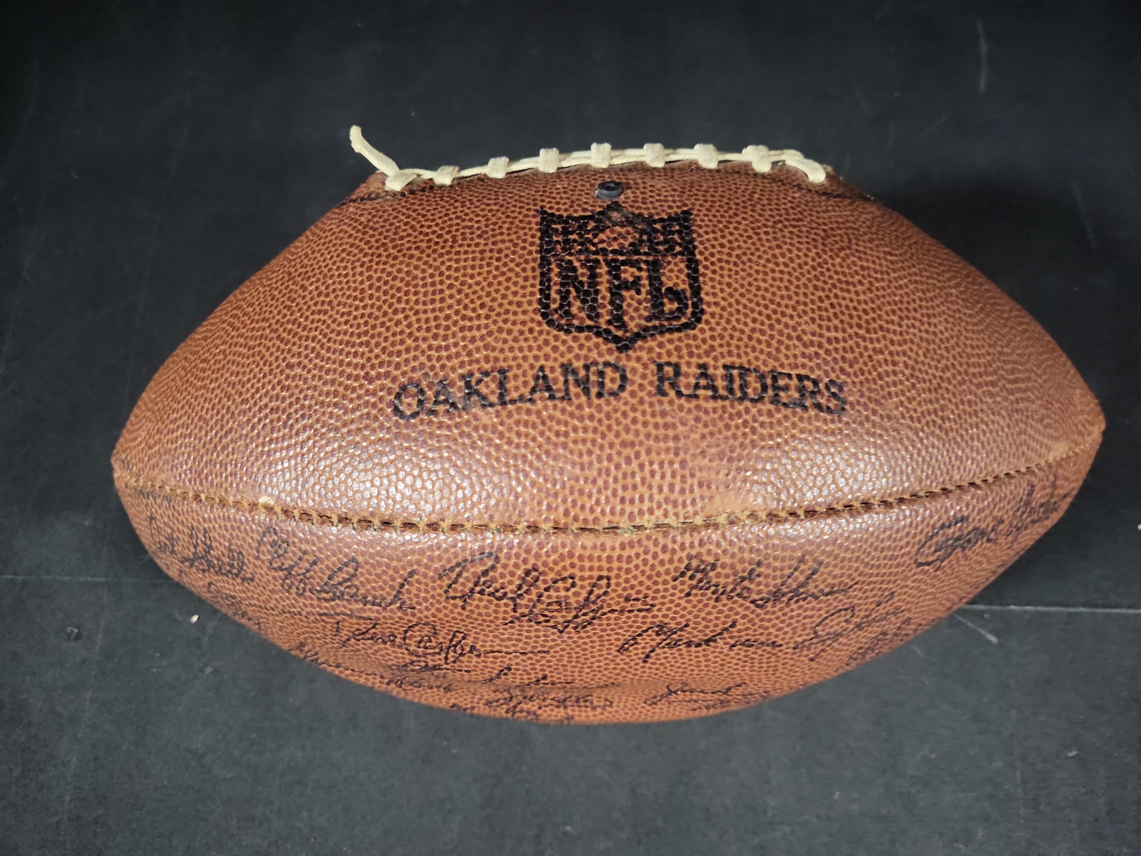 I03189 | Oakland Raiders Vintage Souvenir Football with Facsimile Signatures
