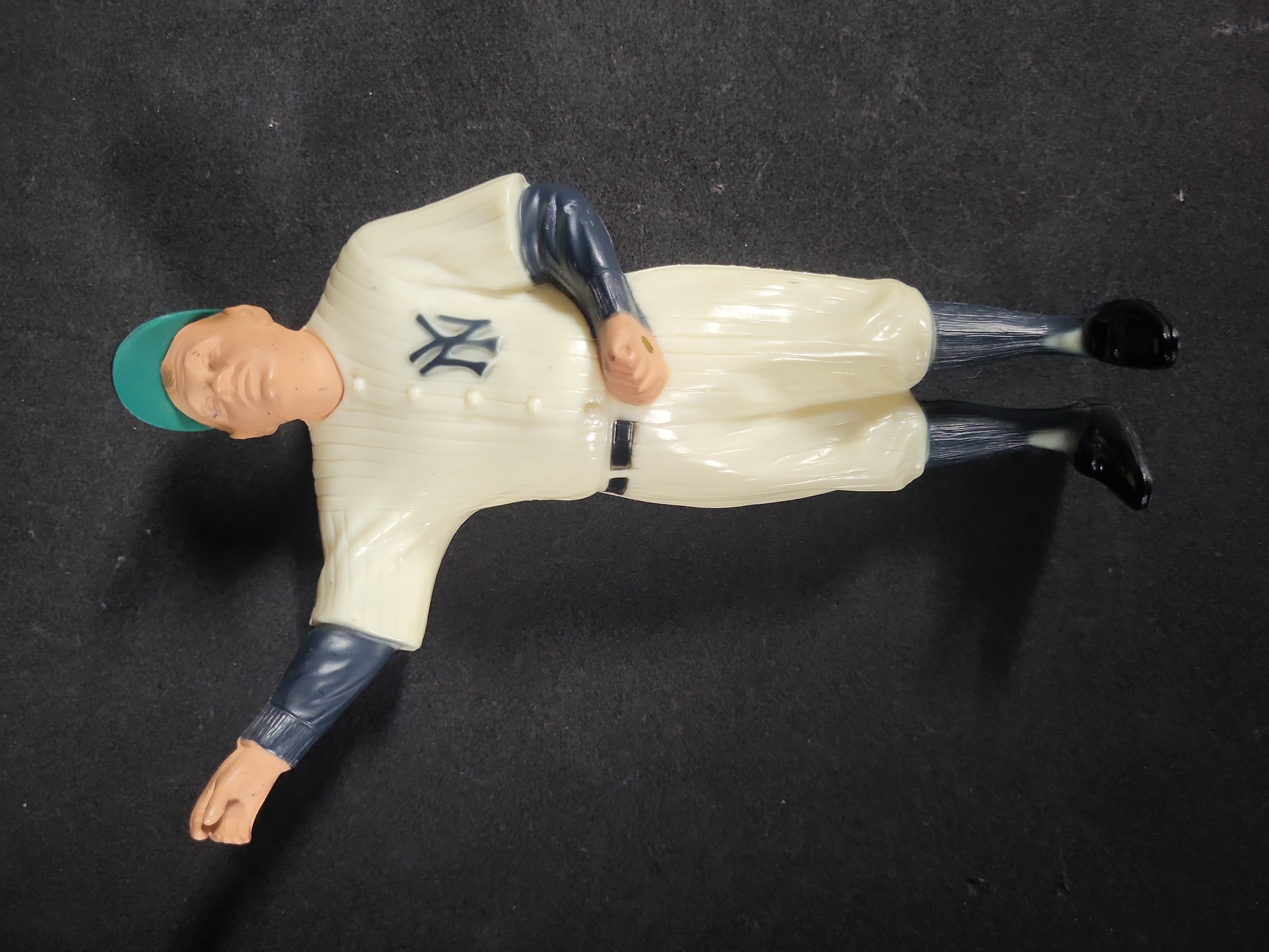 I03198 | Vintage Hartland Plastics Babe Ruth New York Yankees Baseball Figure