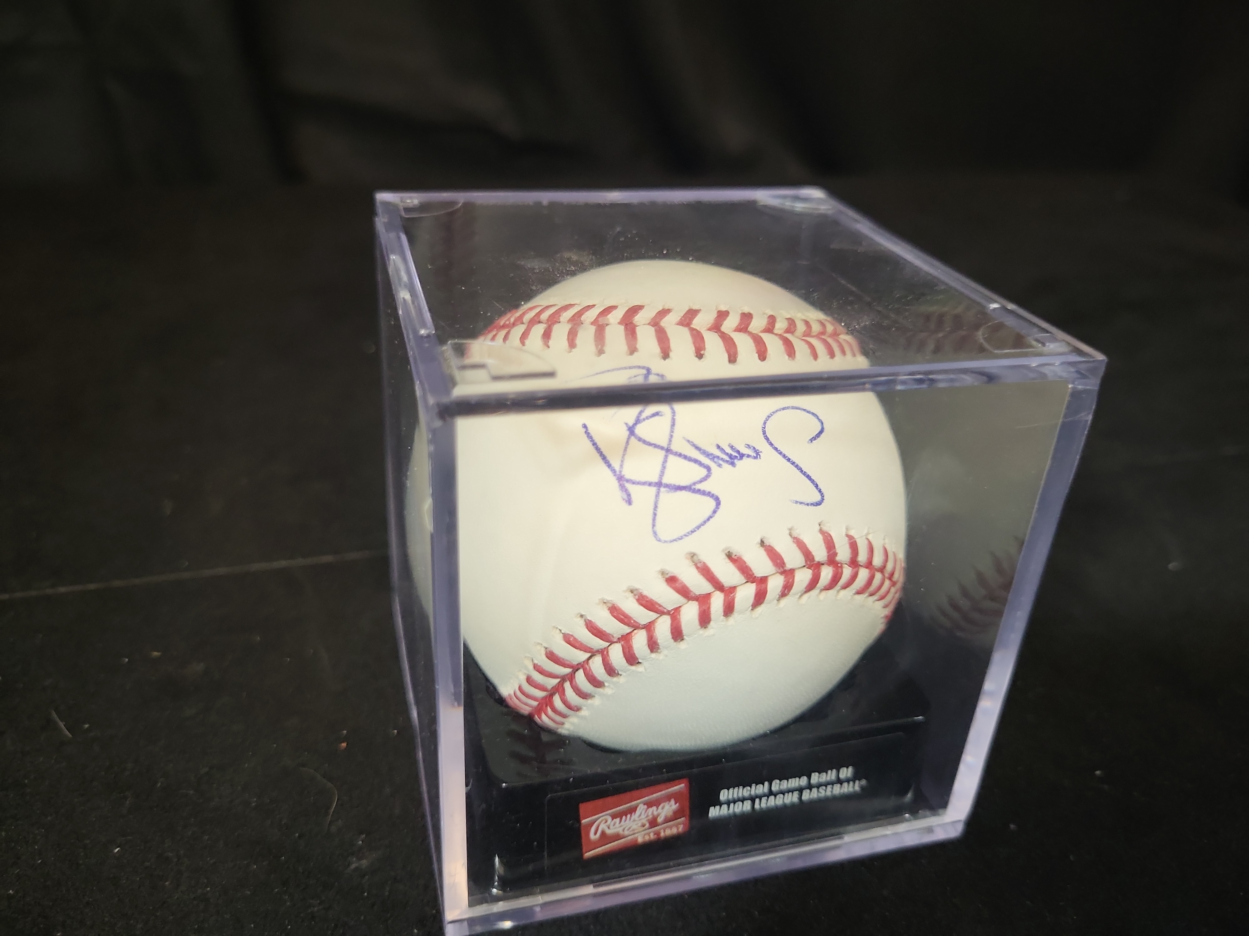 I03072 | Brian Serven Autographed Rawlings Official Major League Baseball
