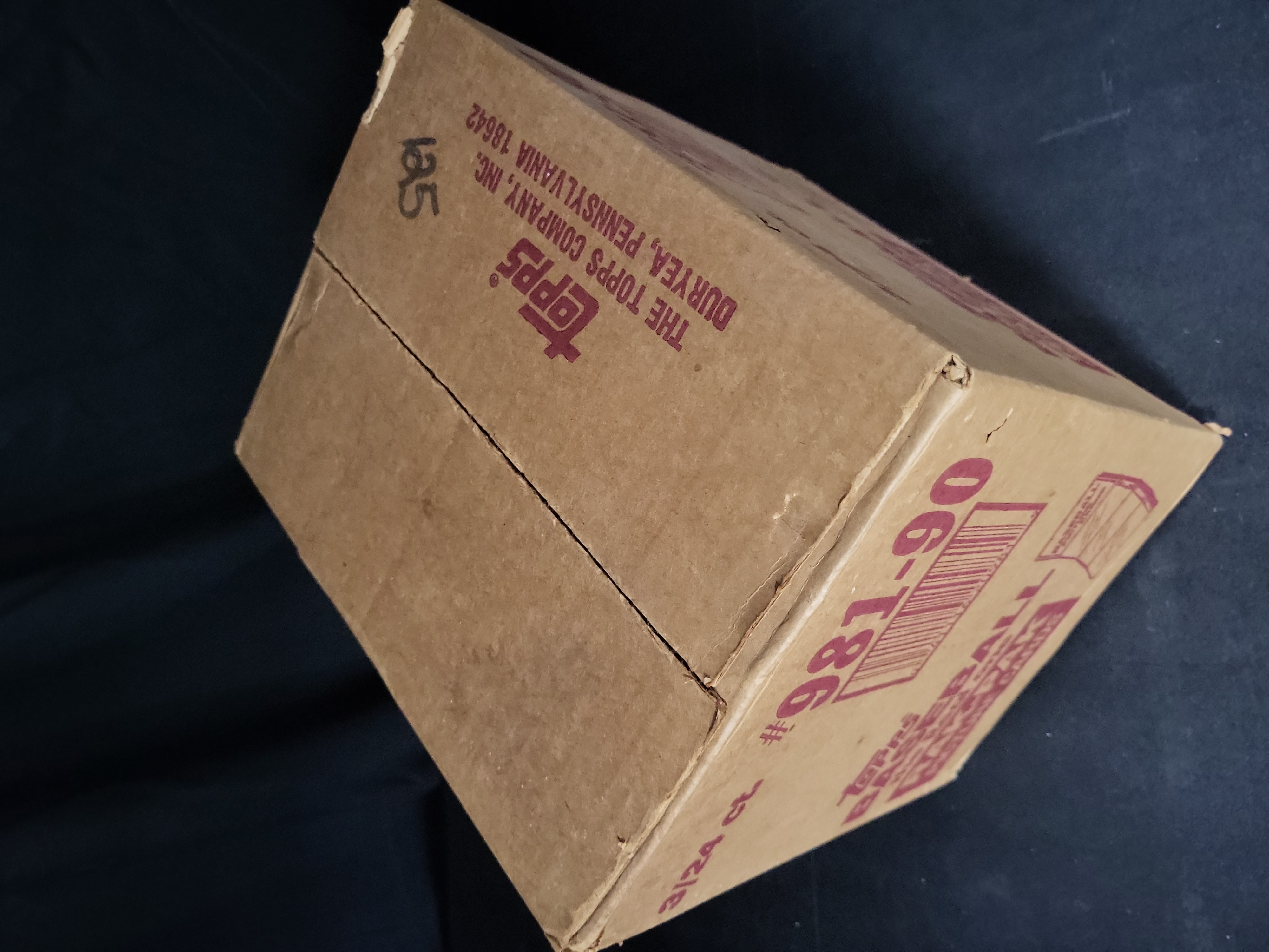 I03206 | 1990 Topps Baseball Rak-Pak Unopened Shipping Case